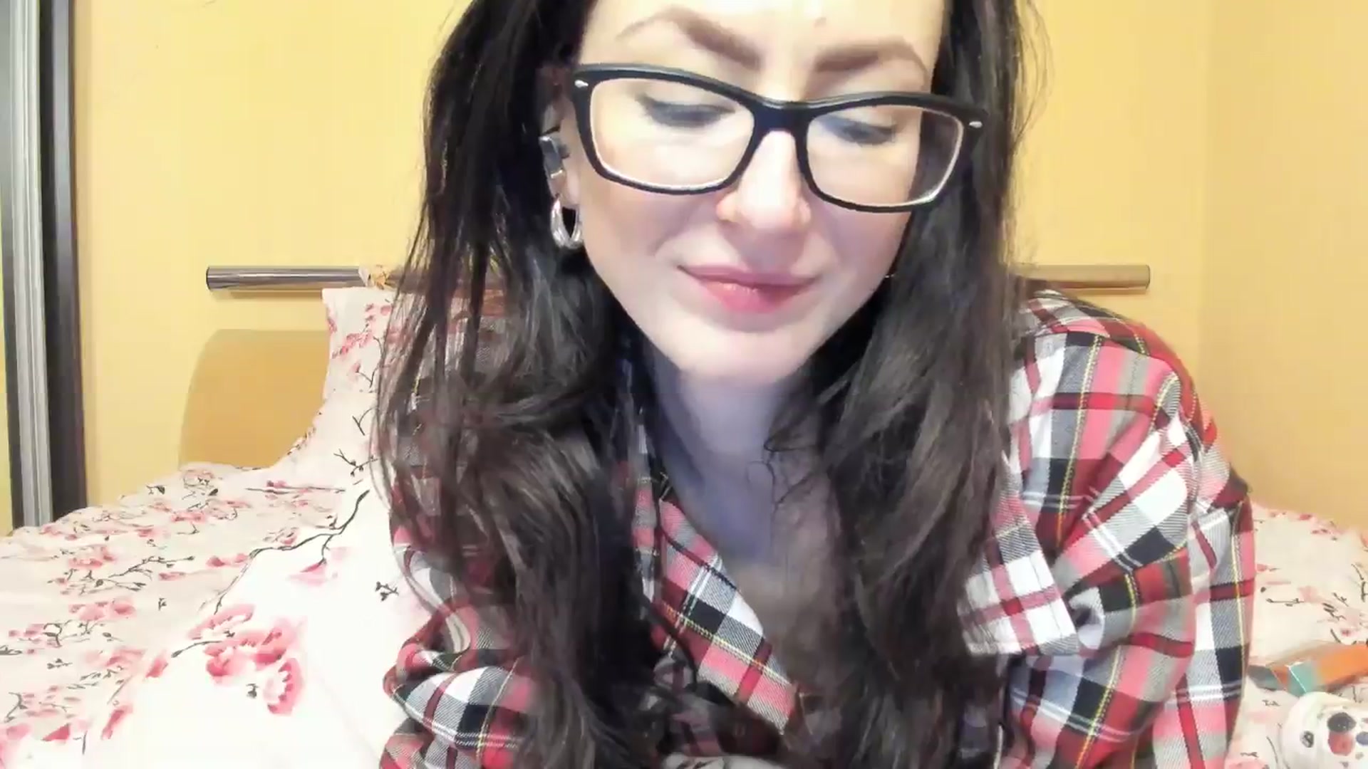 Gallery image thumbnail from Baby_Jewel's myfreecams stream on, 12/14/2025, 17:02 image 12 of 20