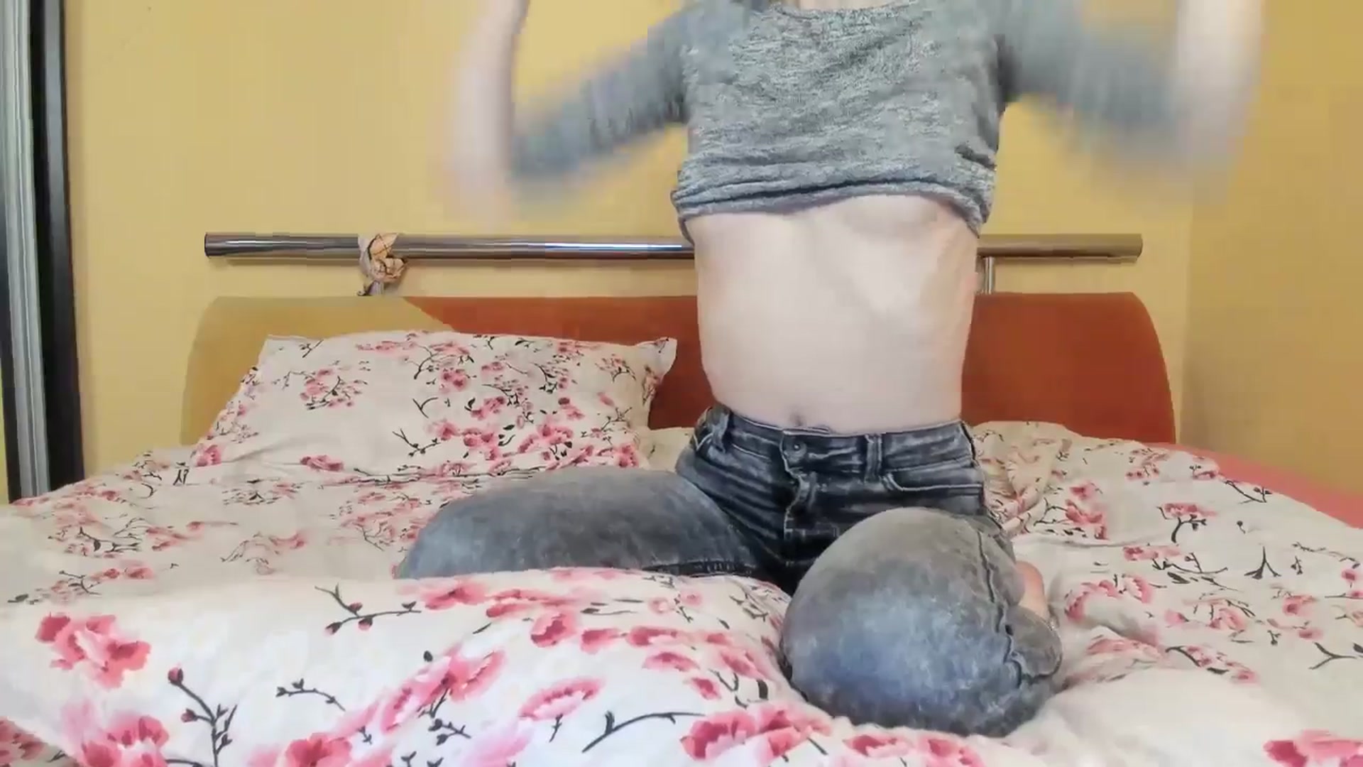 Gallery image thumbnail from Baby_Jewel's myfreecams stream on, 12/16/2025, 12:25 image 12 of 20