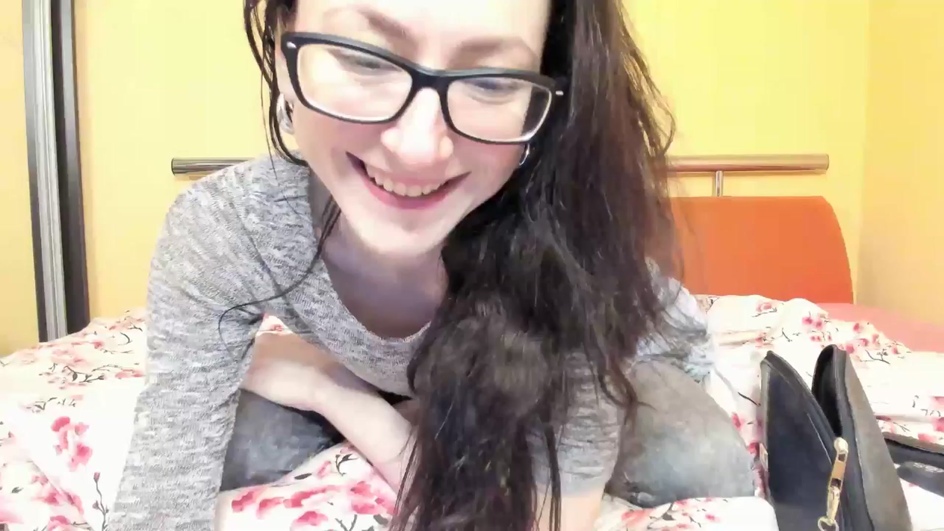 Gallery image thumbnail from Baby_Jewel's myfreecams stream on, 12/16/2025, 17:02 image 16 of 20