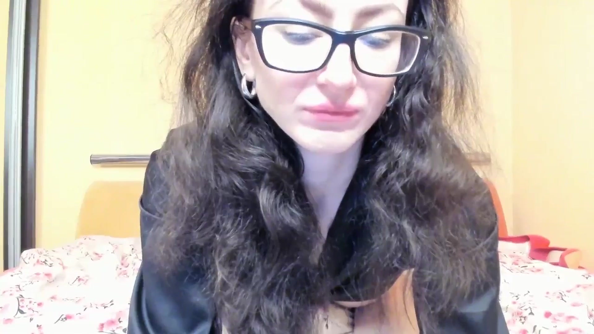 Gallery image thumbnail from Baby_Jewel's myfreecams stream on, 12/19/2025, 17:30 image 10 of 20