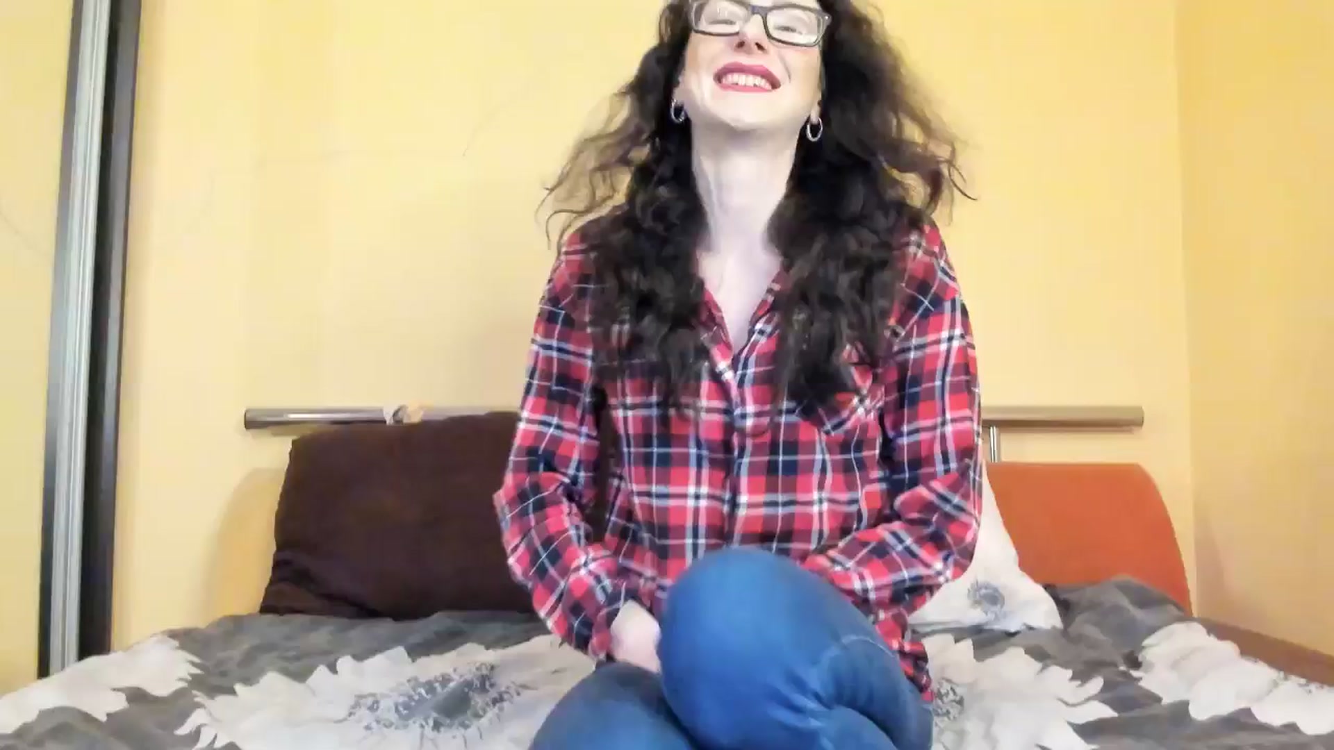 Gallery image thumbnail from Baby_Jewel's myfreecams stream on, 12/21/2025, 14:05 image 1 of 20