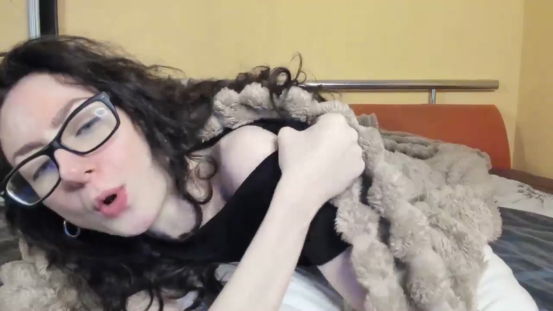 Gallery image thumbnail from Baby_Jewel's myfreecams stream on, 12/26/2025, 12:13 image 18 of 20