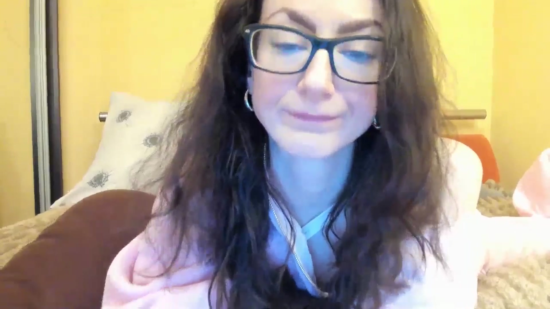 Gallery image thumbnail from Baby_Jewel's myfreecams stream on, 01/16/2026, 12:23 image 9 of 20