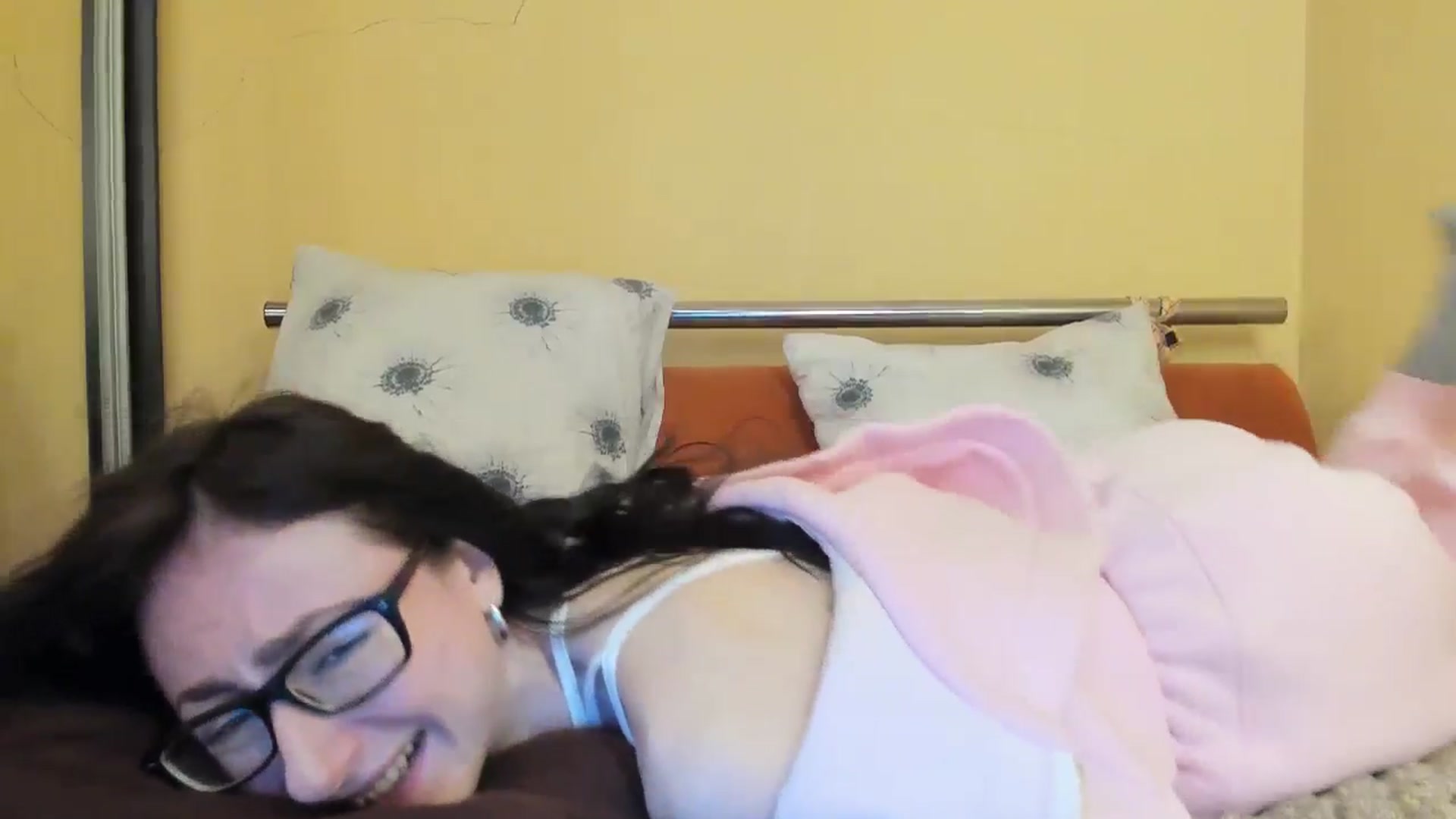 Gallery image thumbnail from Baby_Jewel's myfreecams stream on, 01/16/2026, 12:23 image 13 of 20