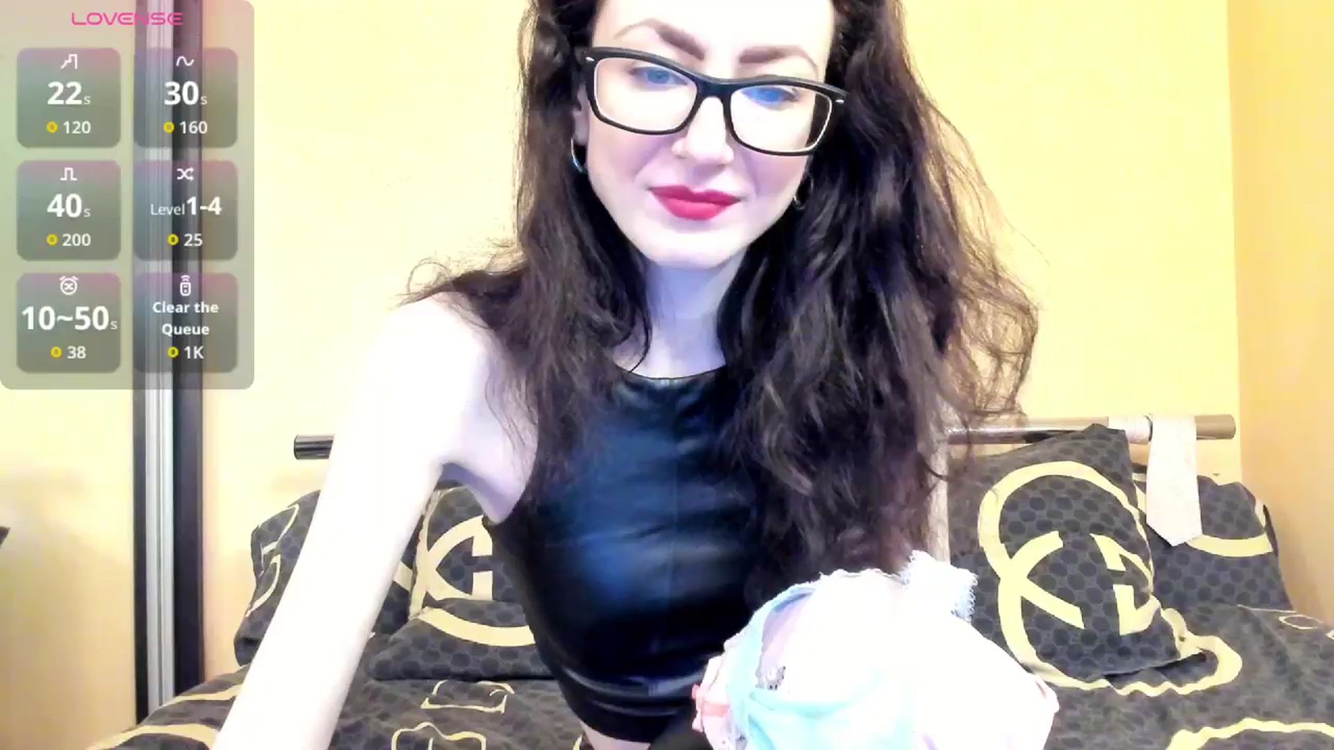 Gallery image thumbnail from Baby_Jewel's myfreecams stream on, 03/01/2026, 12:31 image 18 of 20