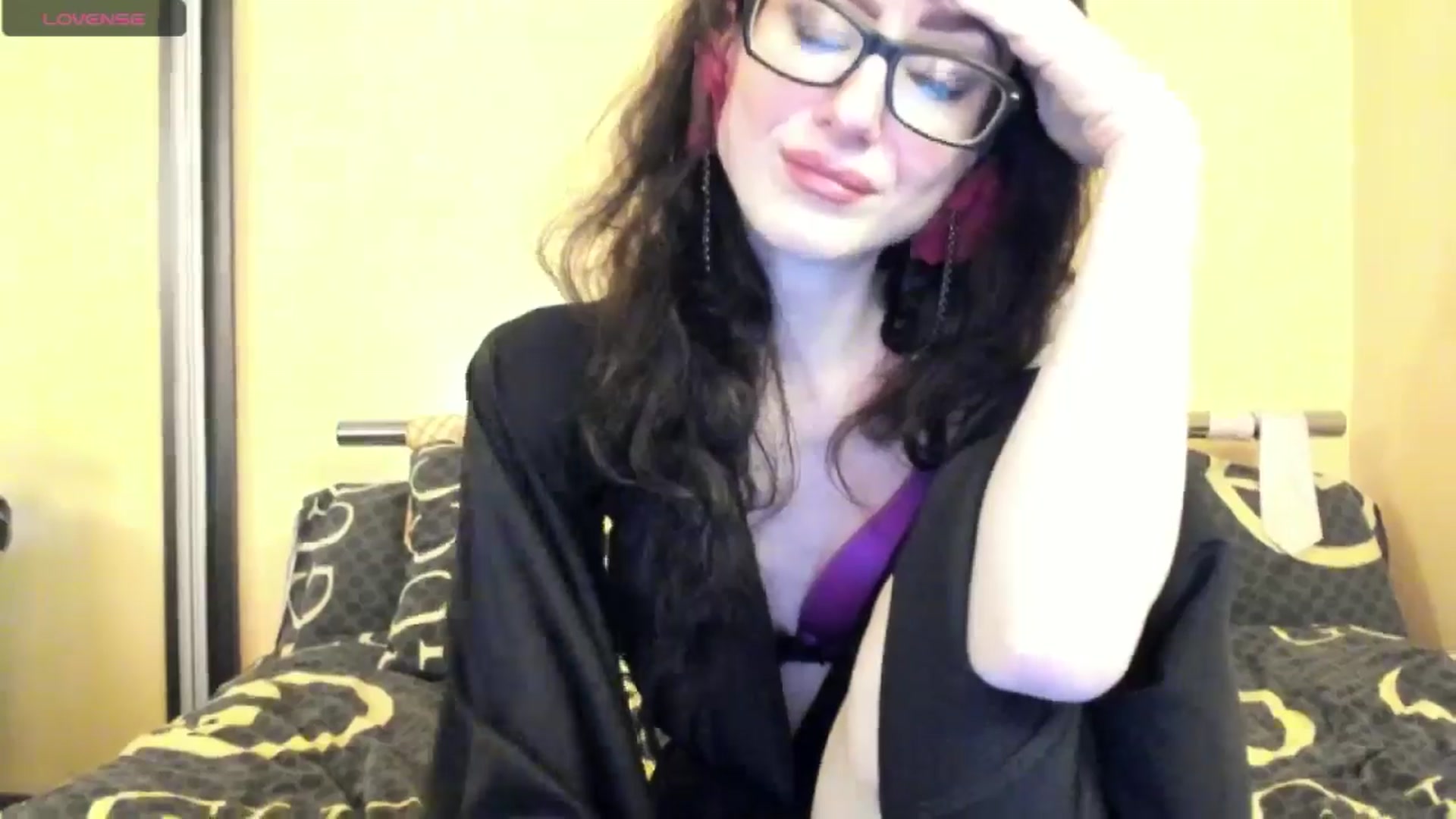 Gallery image thumbnail from Baby_Jewel's myfreecams stream on, 03/03/2026, 12:44 image 6 of 20