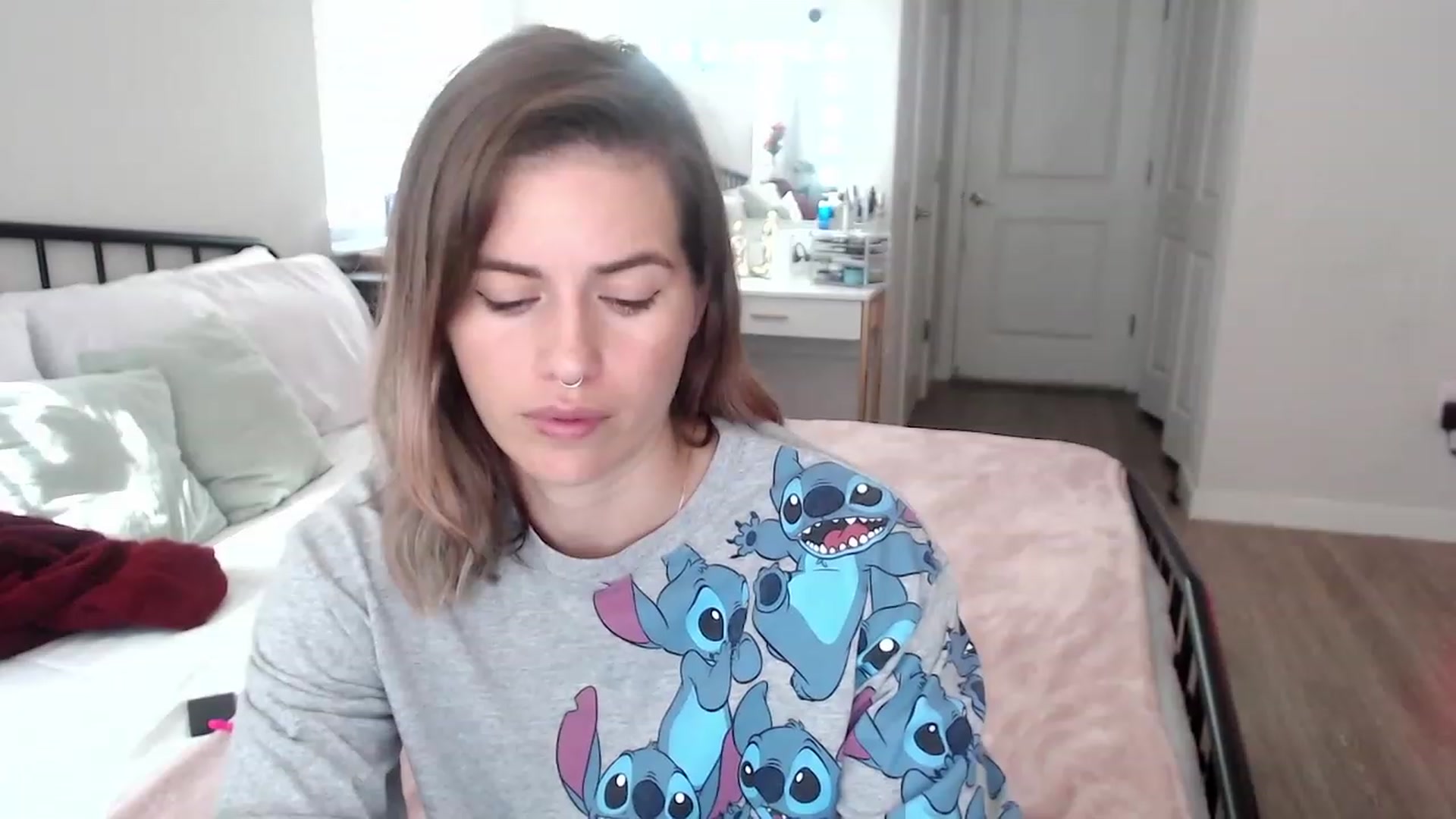 Gallery image thumbnail from Baby_Lena69's myfreecams stream on, 11/28/2022, 18:34 image 18 of 20