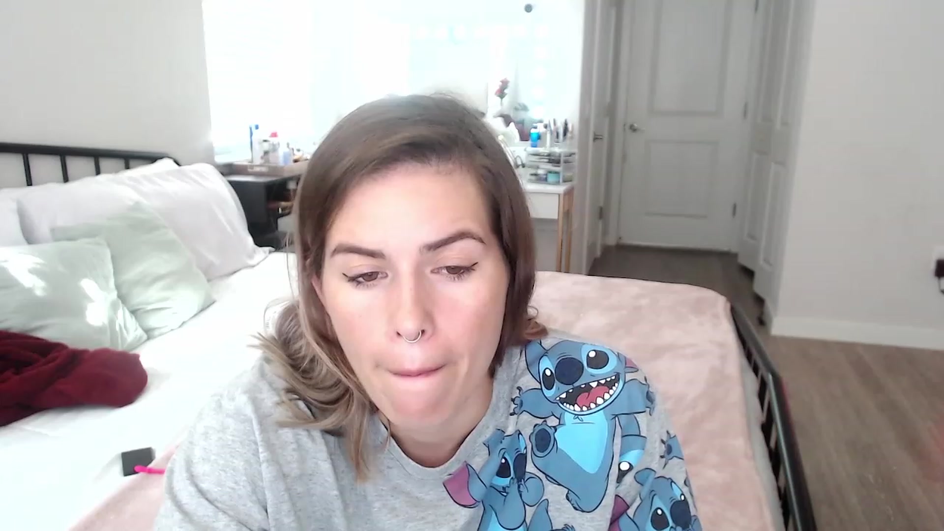 Gallery image thumbnail from Baby_Lena69's myfreecams stream on, 11/28/2022, 18:34 image 20 of 20