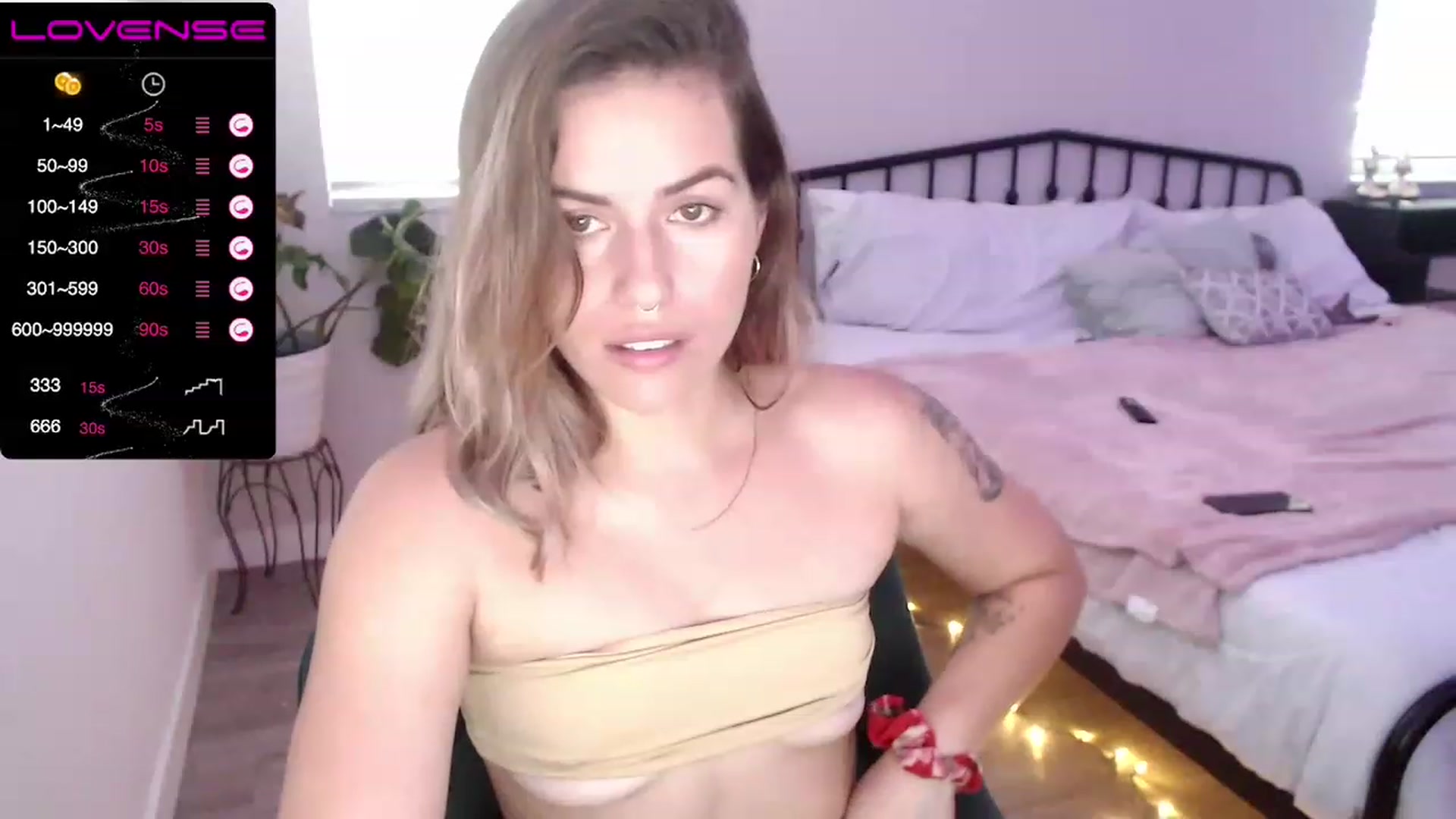 Gallery image thumbnail from Baby_Lena69's myfreecams stream on, 12/01/2022, 17:29 image 20 of 20