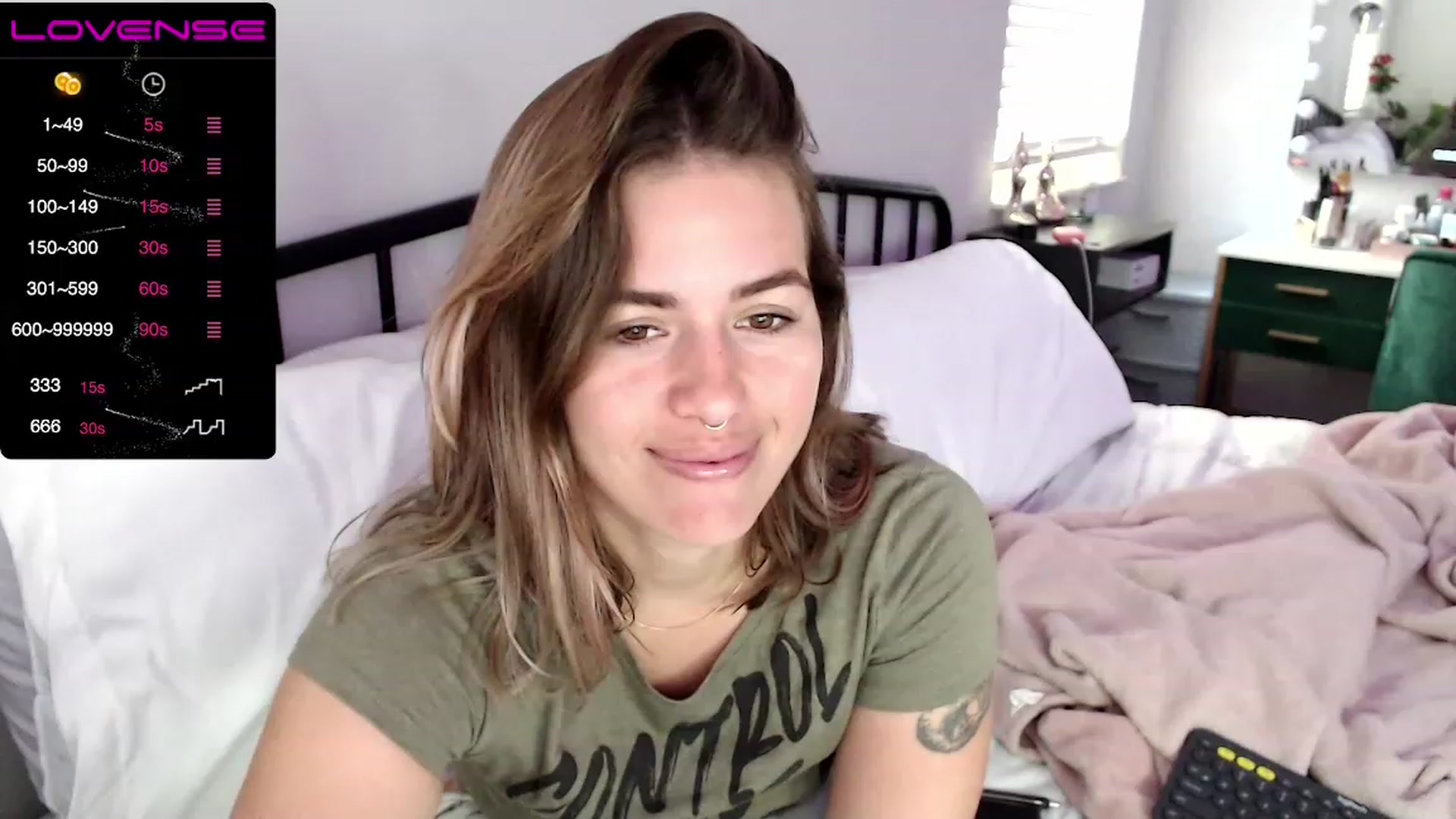 Gallery image thumbnail from Baby_Lena69's myfreecams stream on, 12/05/2022, 15:19 image 1 of 20