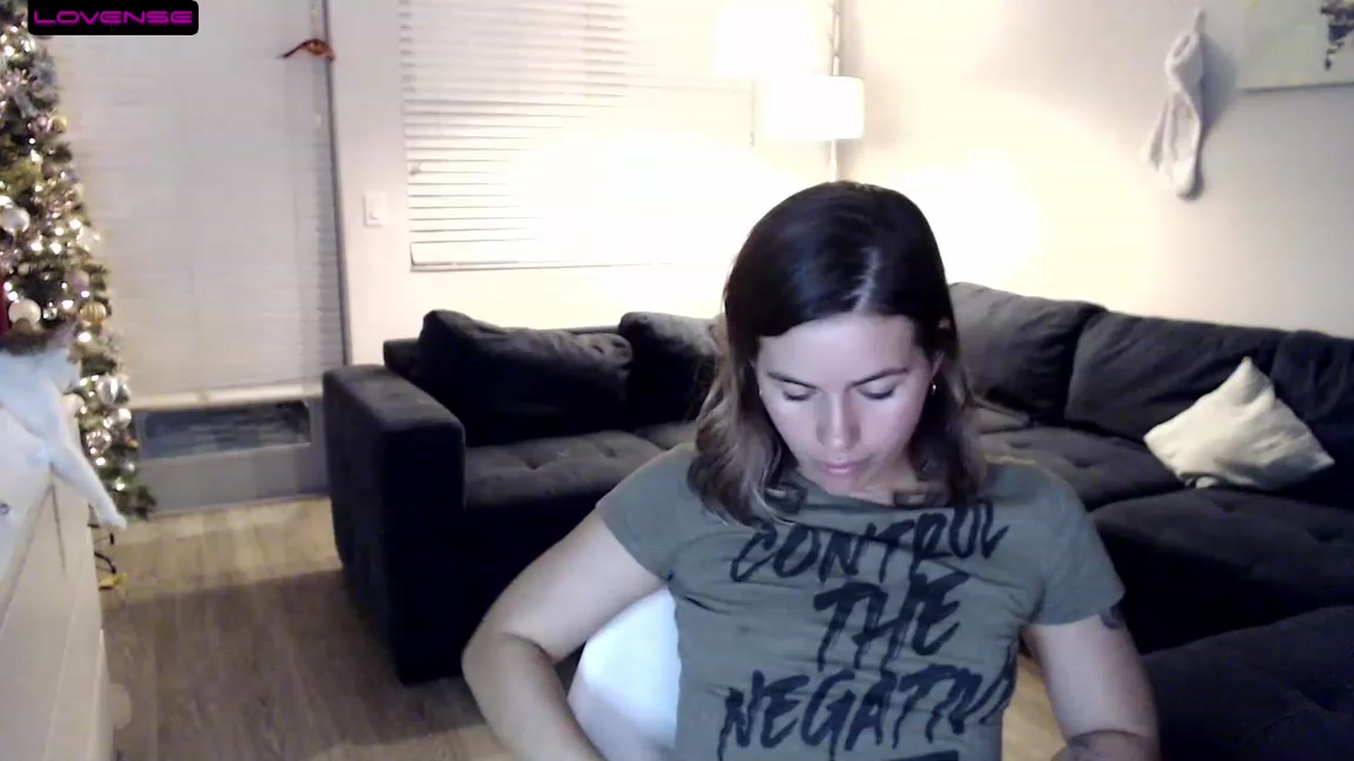 Gallery image thumbnail from Baby_Lena69's myfreecams stream on, 12/06/2022, 24:31 image 3 of 20
