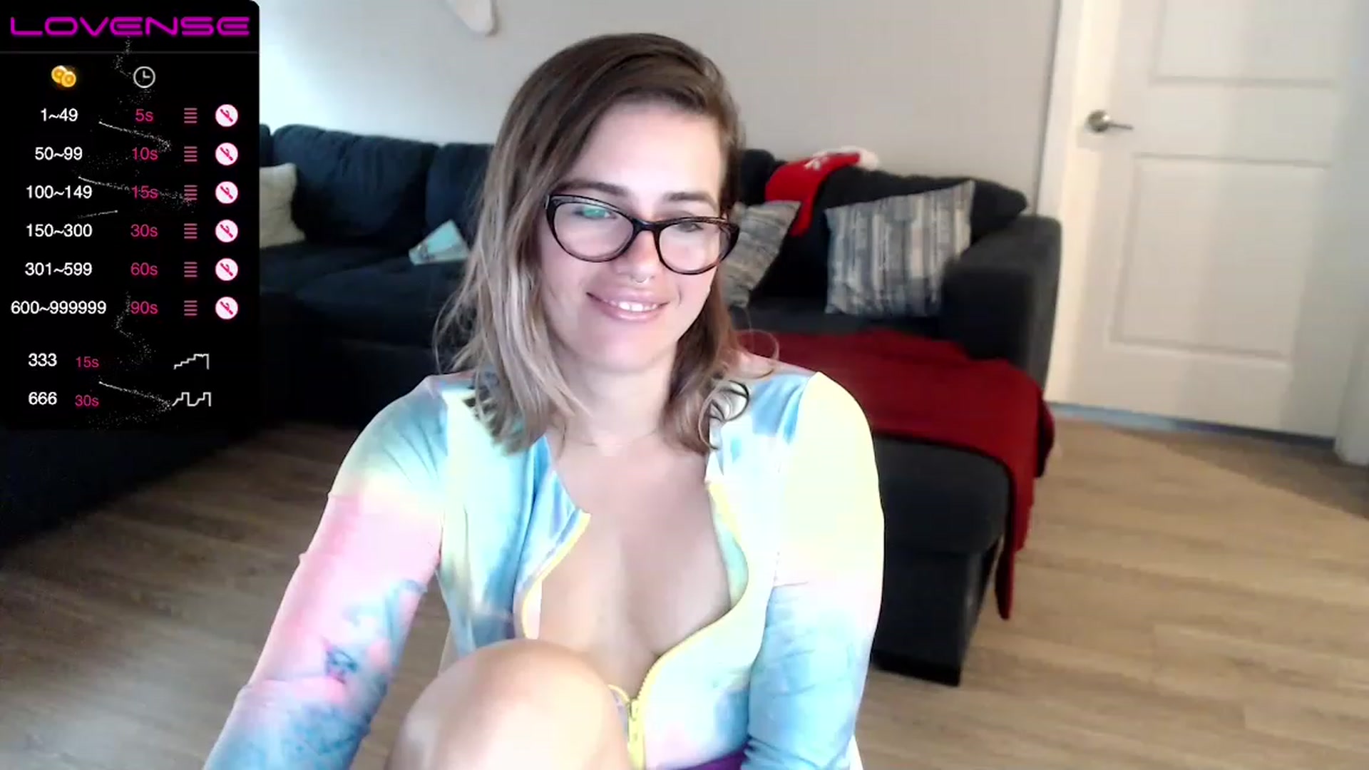 Gallery image thumbnail from Baby_Lena69's myfreecams stream on, 12/09/2022, 16:45 image 10 of 20