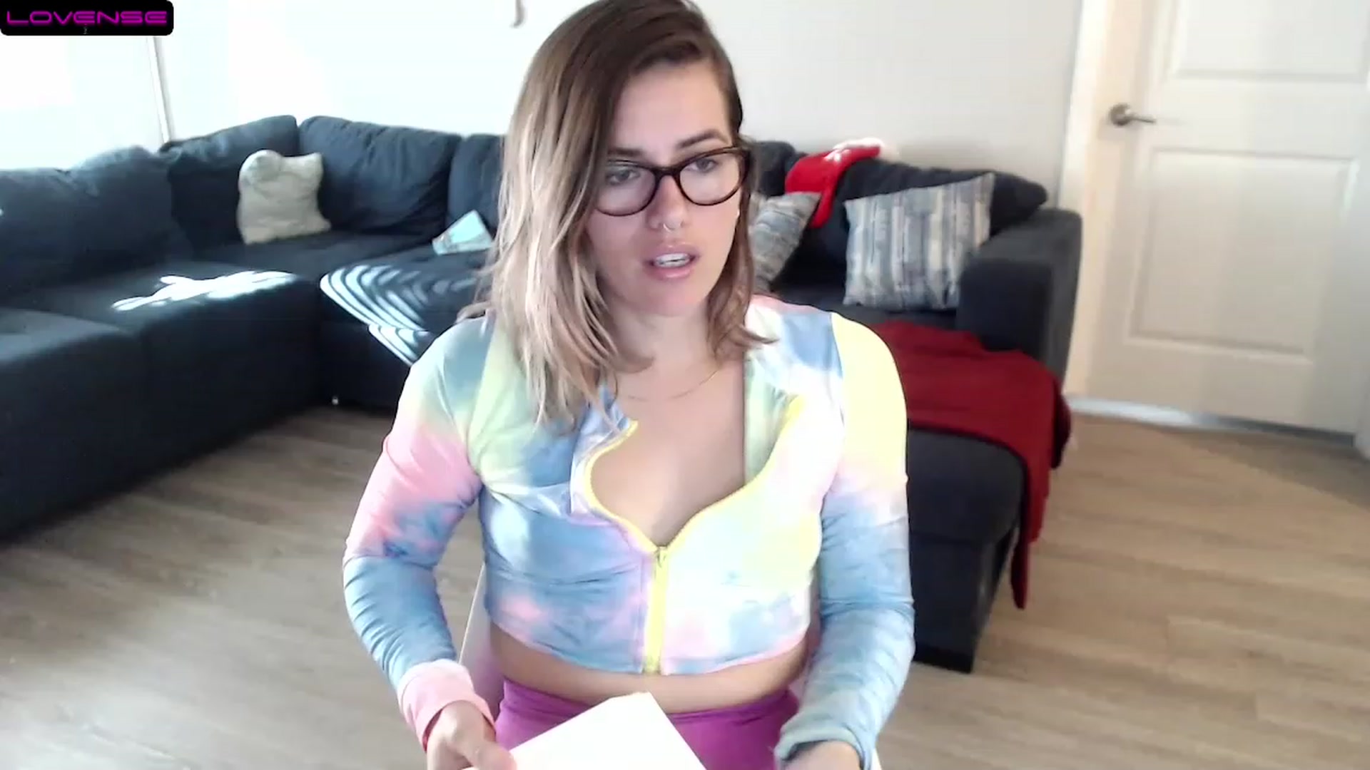 Gallery image thumbnail from Baby_Lena69's myfreecams stream on, 12/09/2022, 16:45 image 1 of 20