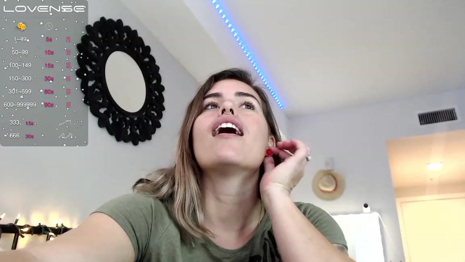 Gallery image thumbnail from Baby_Lena69's myfreecams stream on, 12/15/2022, 19:56 image 20 of 20