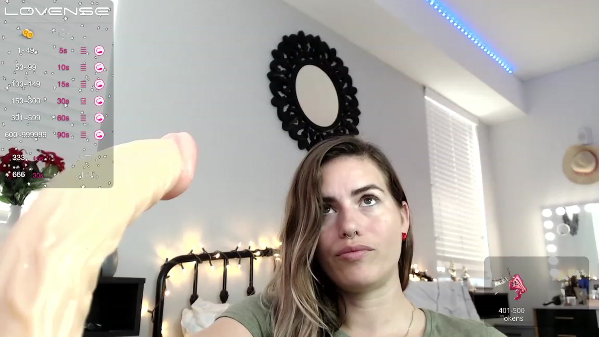 Gallery image thumbnail from Baby_Lena69's myfreecams stream on, 12/15/2022, 19:56 image 9 of 20