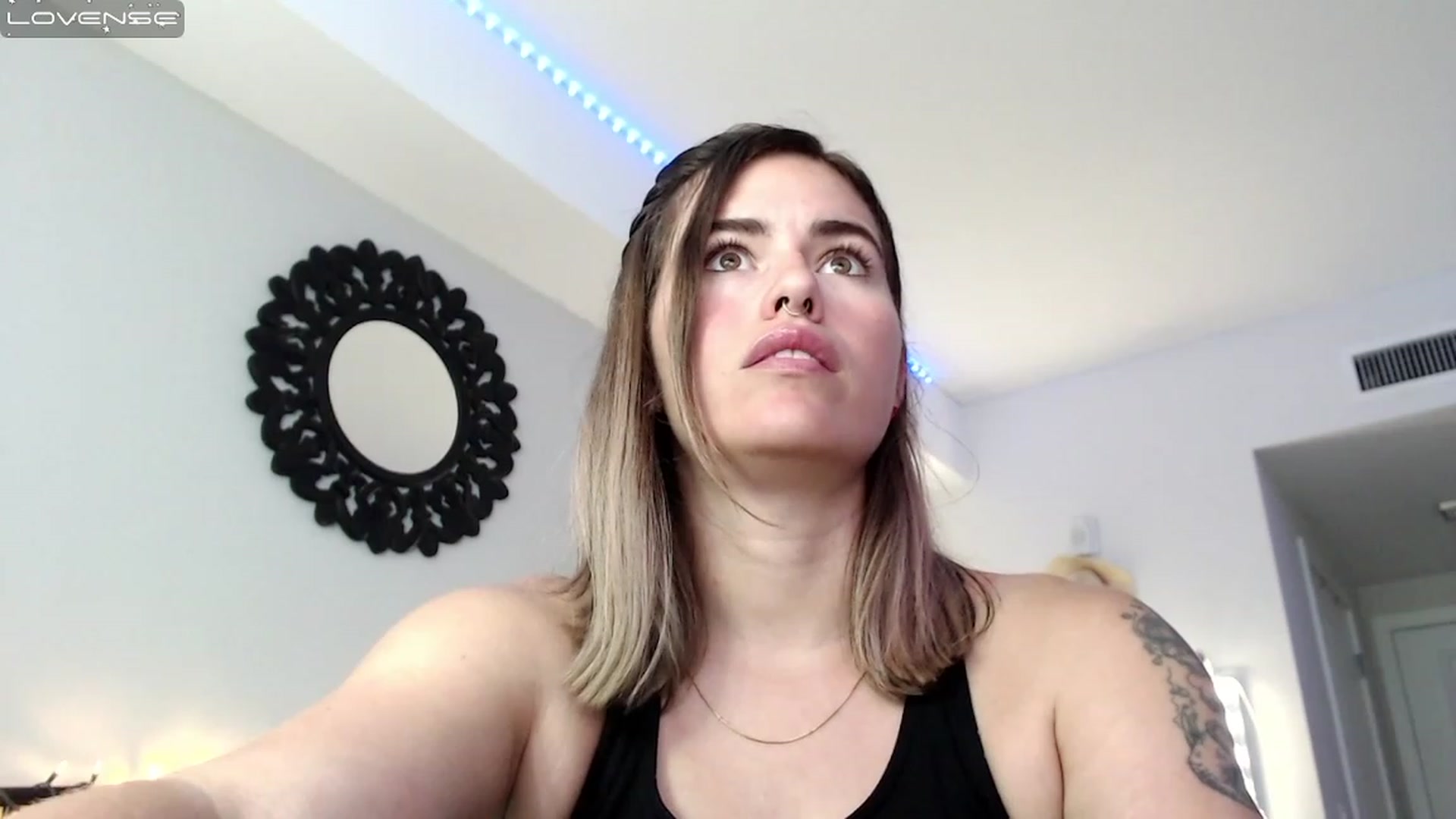 Gallery image thumbnail from Baby_Lena69's myfreecams stream on, 12/16/2022, 18:33 image 11 of 20