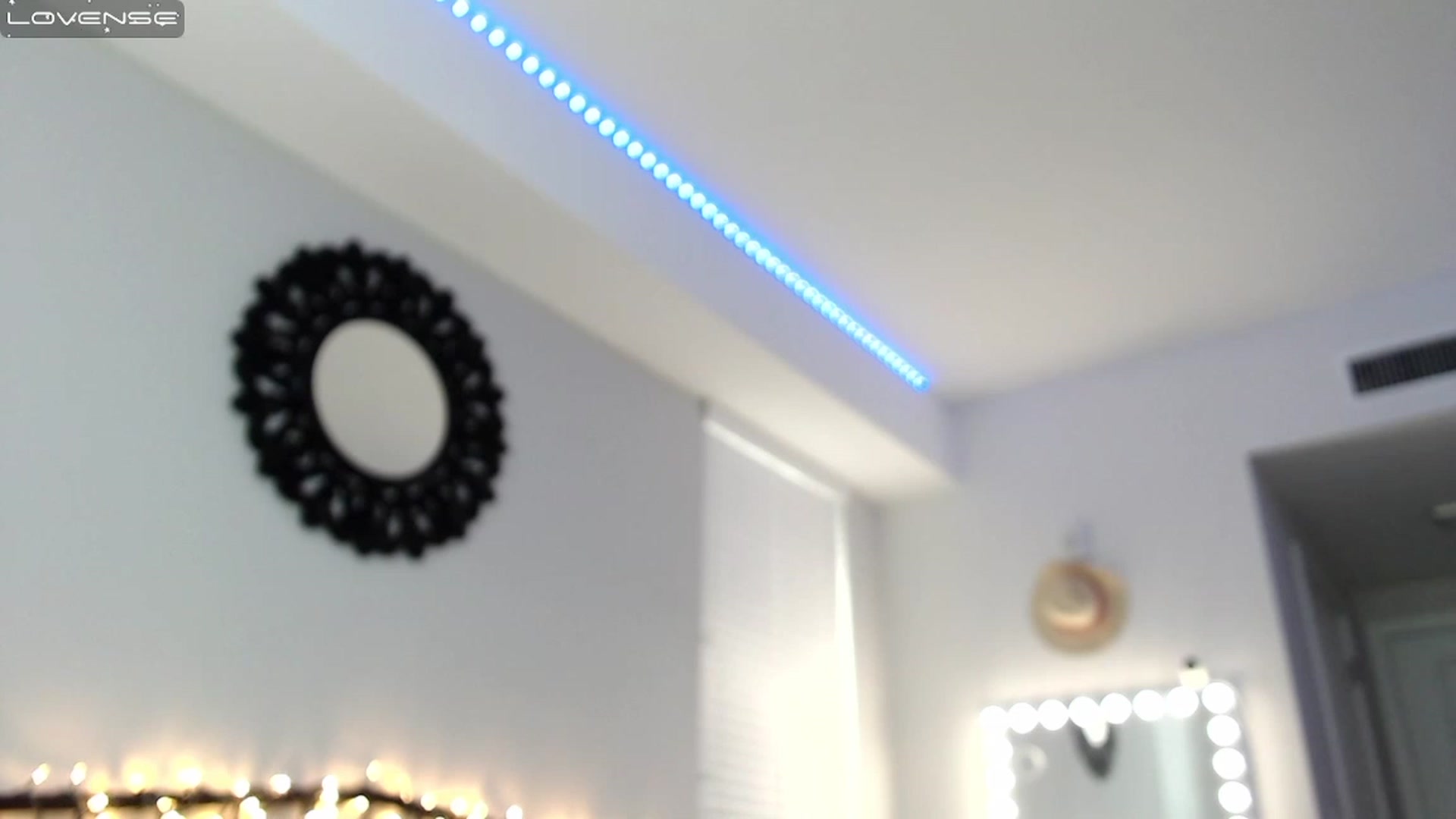 Gallery image thumbnail from Baby_Lena69's myfreecams stream on, 12/16/2022, 18:33 image 5 of 20