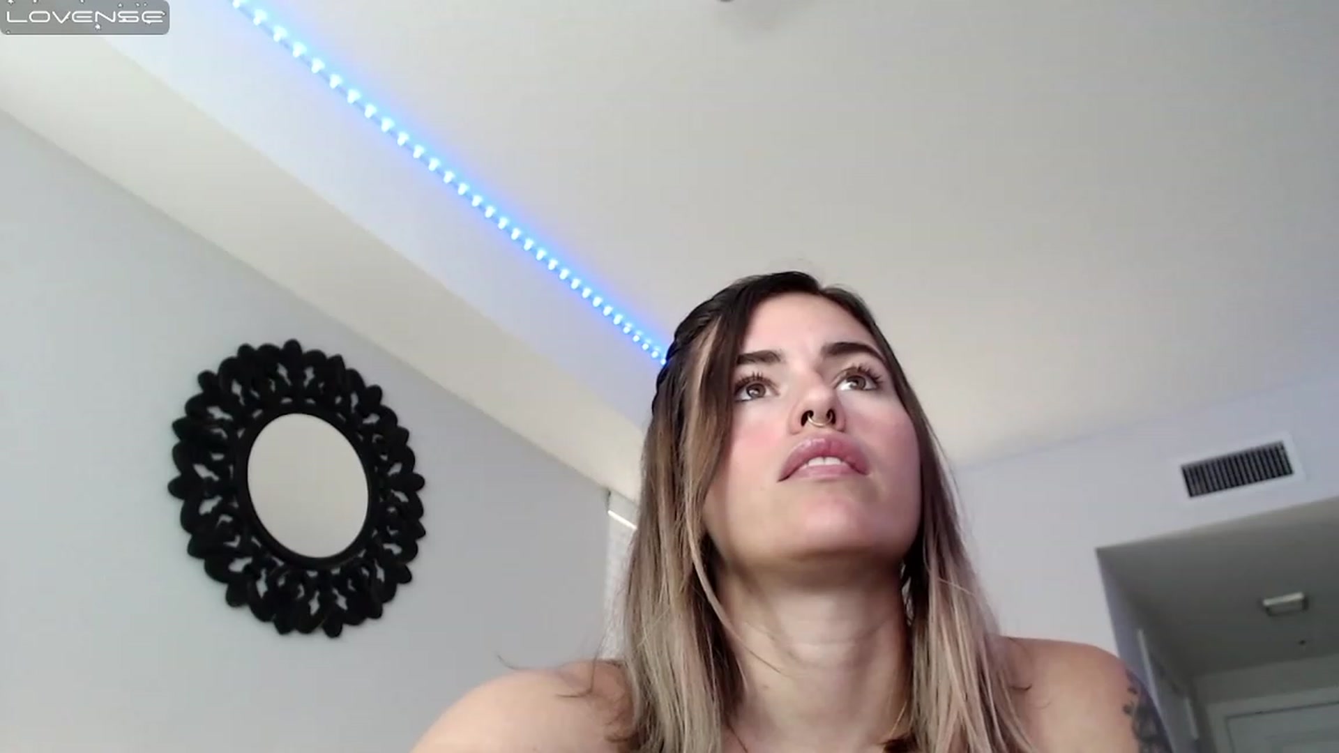 Gallery image thumbnail from Baby_Lena69's myfreecams stream on, 12/16/2022, 18:33 image 18 of 20