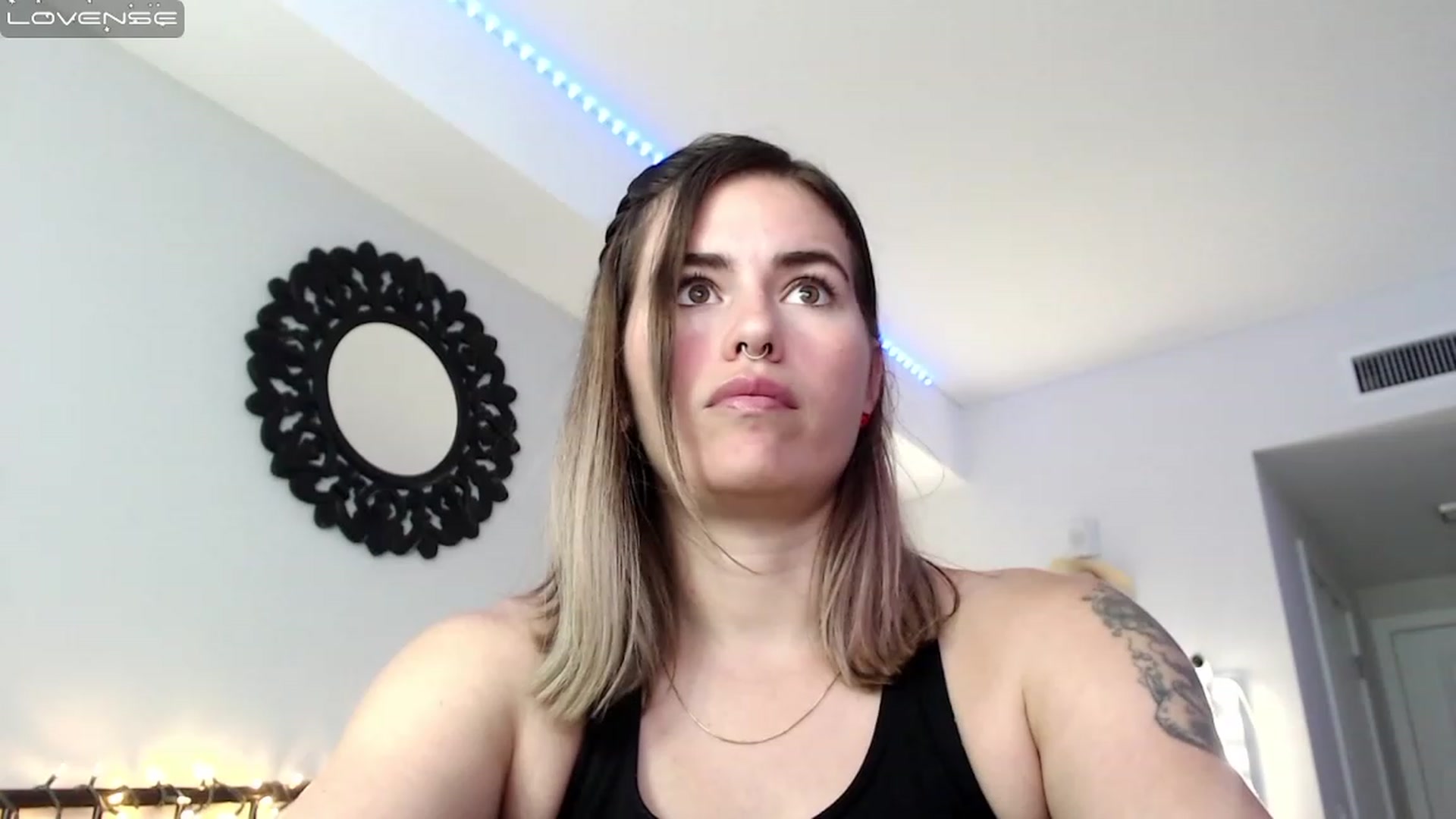 Gallery image thumbnail from Baby_Lena69's myfreecams stream on, 12/16/2022, 18:33 image 10 of 20