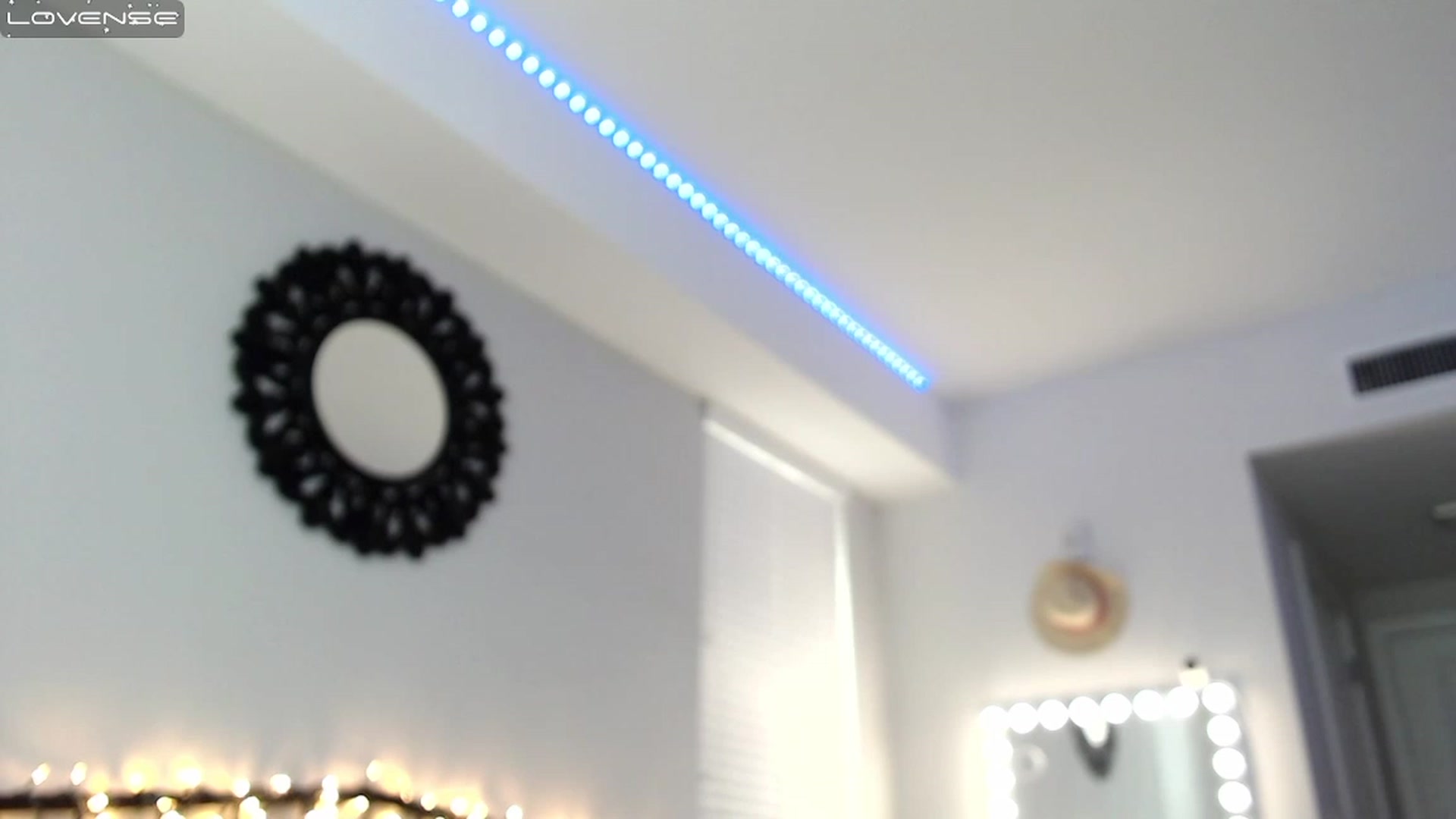 Gallery image thumbnail from Baby_Lena69's myfreecams stream on, 12/16/2022, 18:33 image 7 of 20