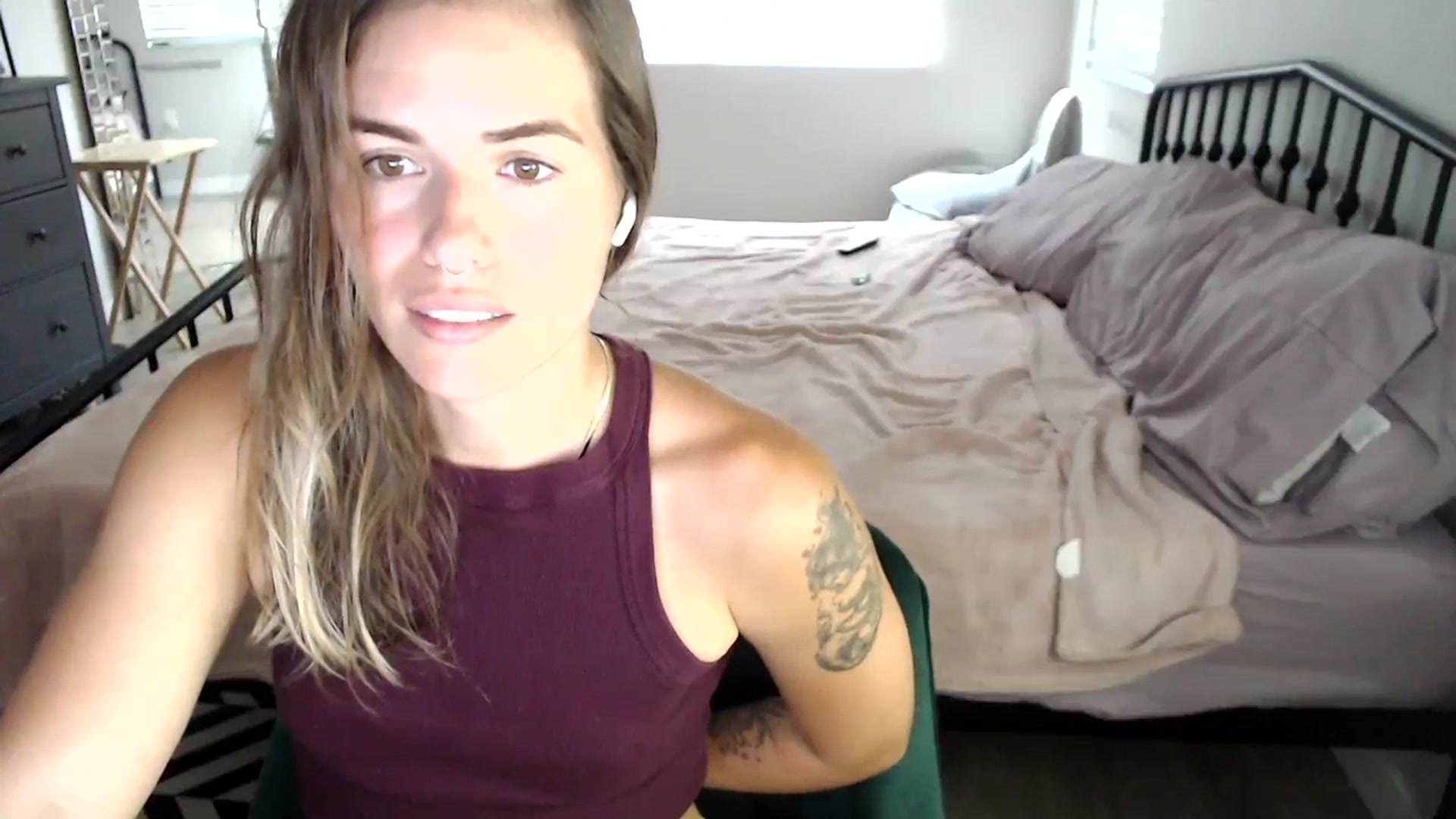 Gallery image thumbnail from Baby_Lena69's myfreecams stream on, 08/09/2023, 14:04 image 8 of 20