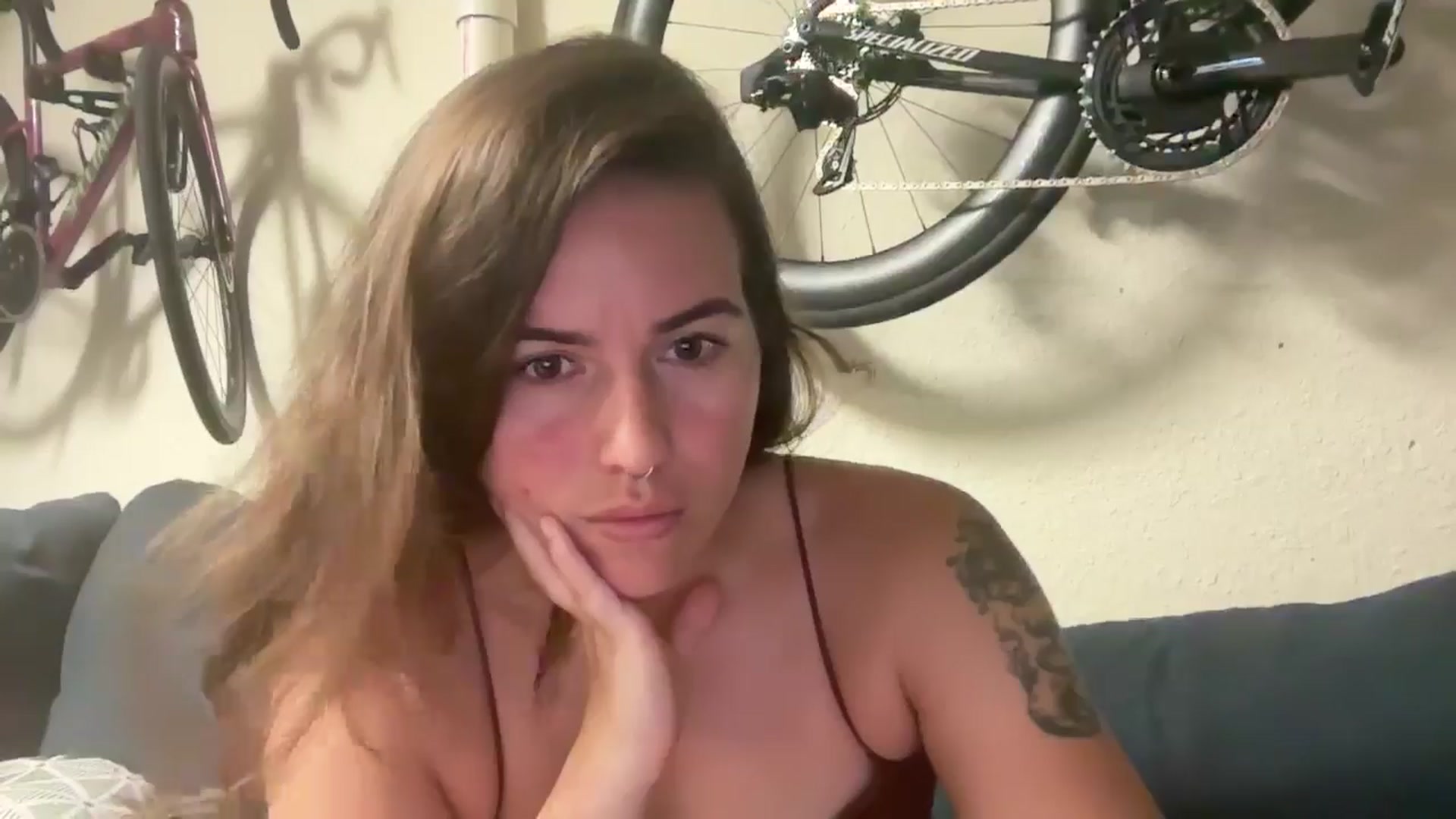 Gallery image thumbnail from Baby_Lena69's myfreecams stream on, 06/05/2024, 13:50 image 11 of 20