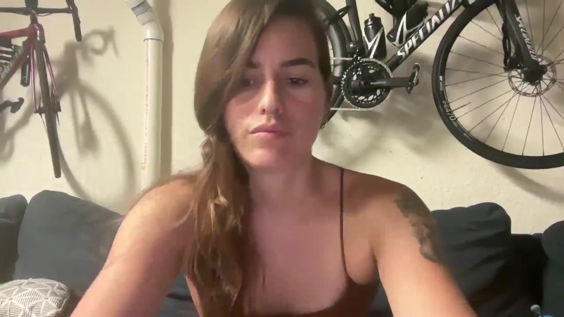 Gallery image thumbnail from Baby_Lena69's myfreecams stream on, 06/05/2024, 14:33 image 10 of 20
