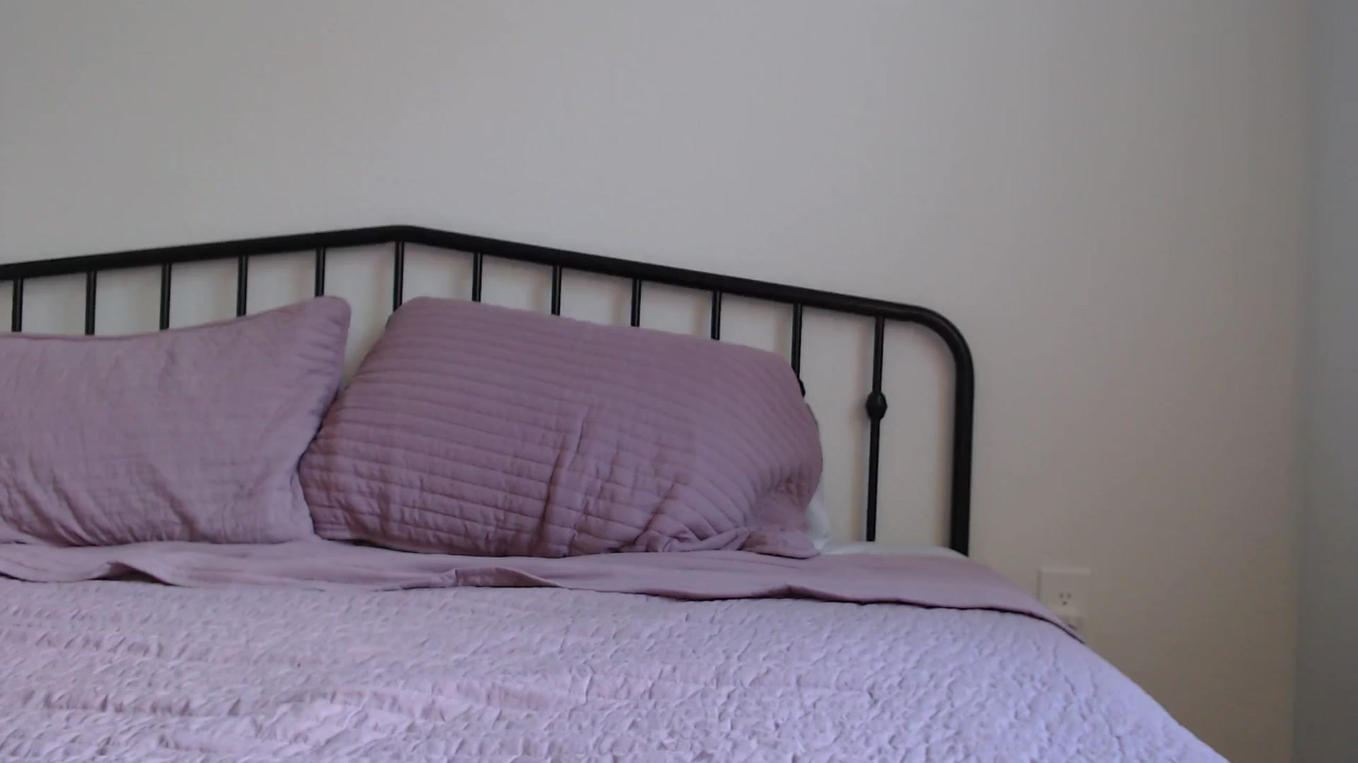 Gallery image thumbnail from Baby_Lena69's myfreecams stream on, 06/14/2024, 13:04 image 5 of 20