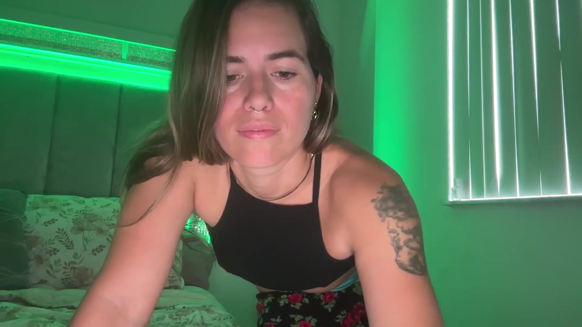 Gallery image thumbnail from Baby_Lena69's myfreecams stream on, 06/16/2025, 13:37 image 8 of 20