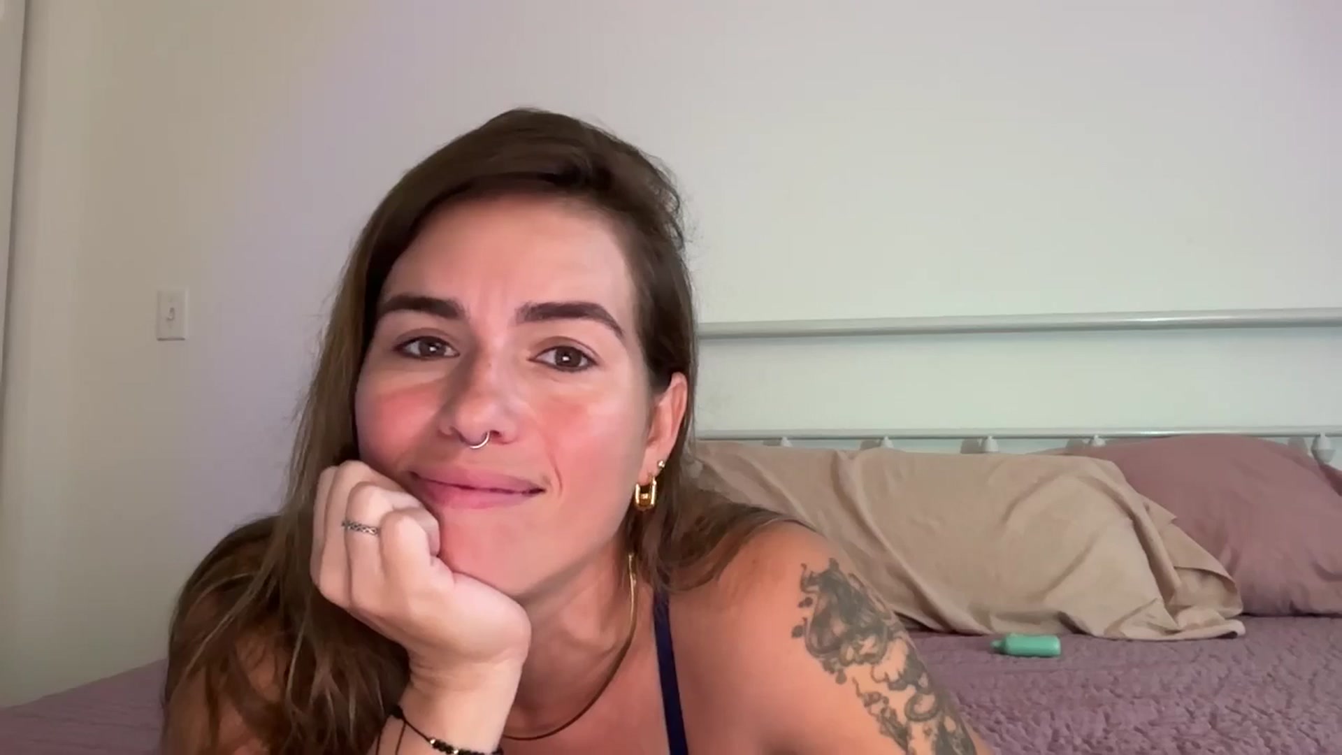 Gallery image thumbnail from Baby_Lena69's myfreecams stream on, 01/20/2026, 15:45 image 18 of 20