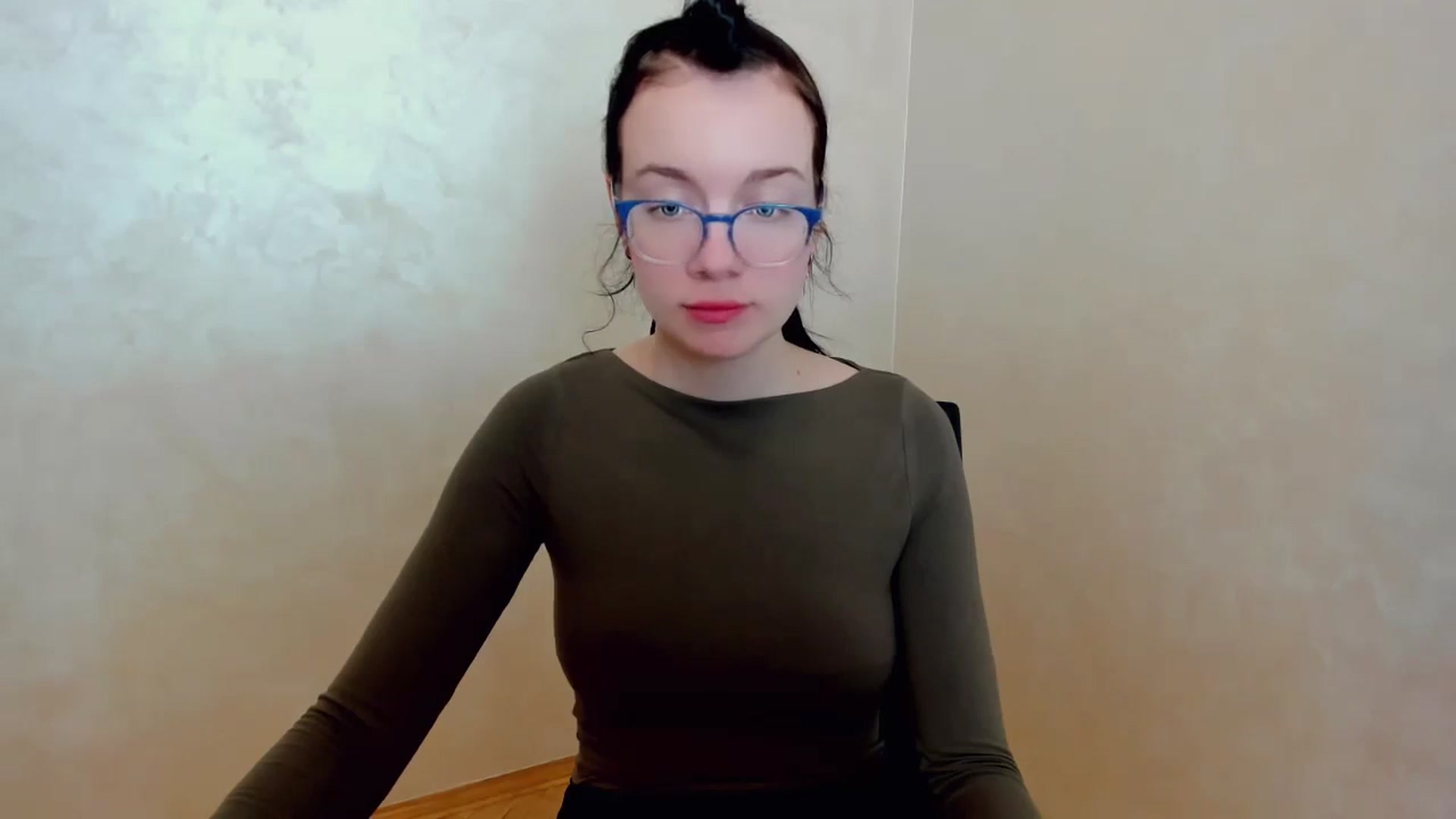 Gallery image thumbnail from Baby_Melania's myfreecams stream on, 03/29/2025, 19:38 image 18 of 20