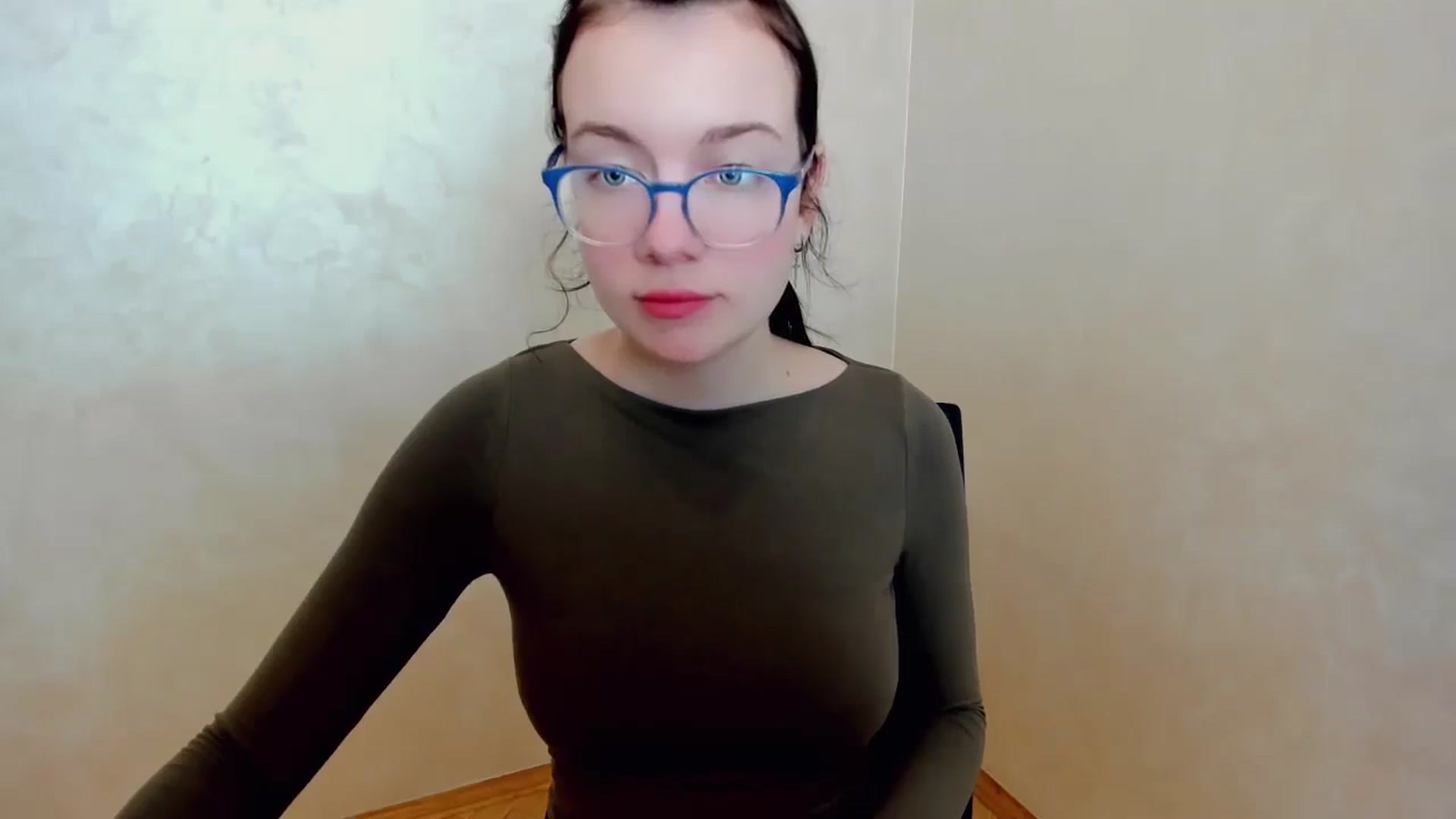 Gallery image thumbnail from Baby_Melania's myfreecams stream on, 03/29/2025, 19:38 image 11 of 20