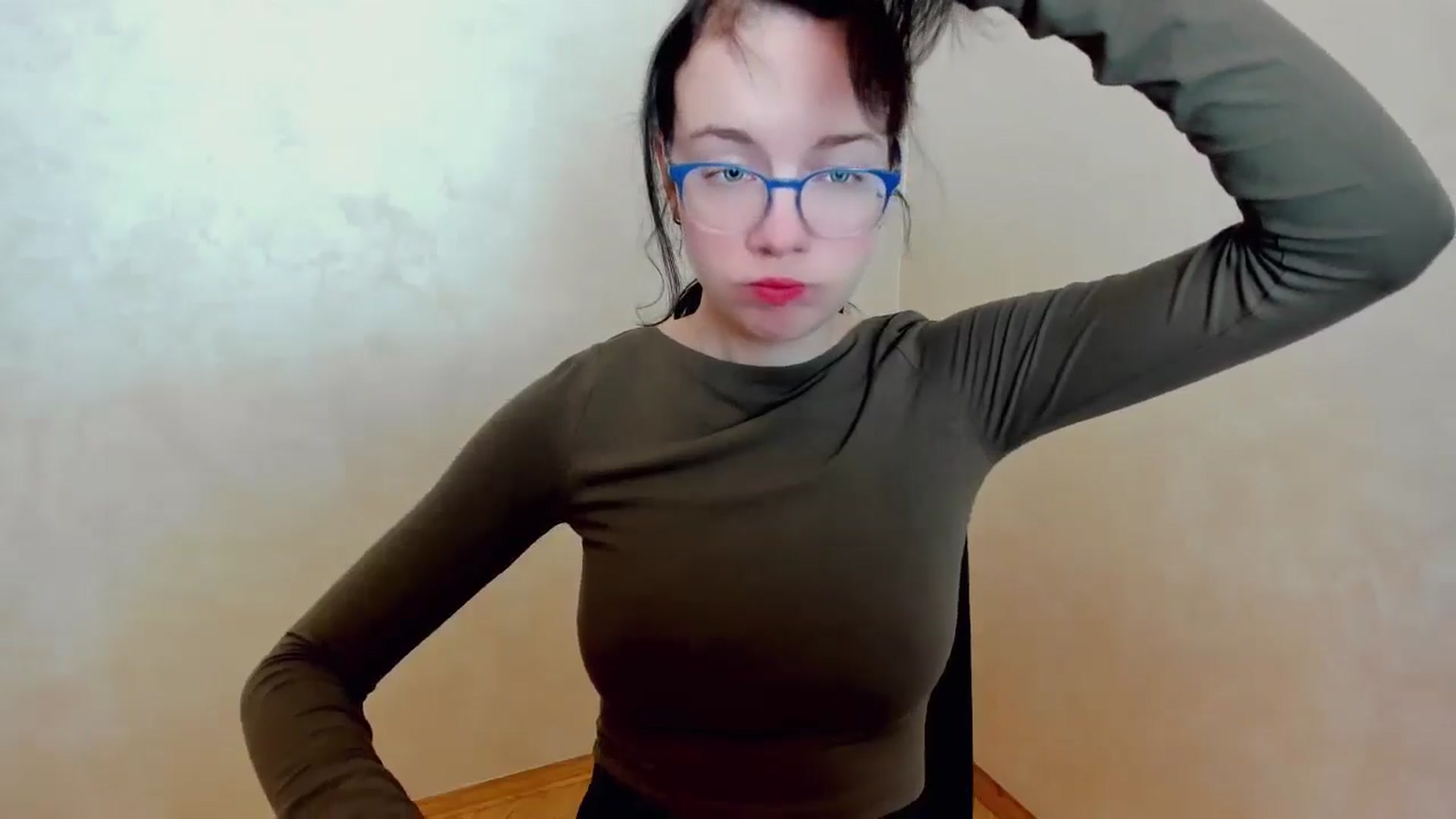 Gallery image thumbnail from Baby_Melania's myfreecams stream on, 03/29/2025, 19:38 image 4 of 20