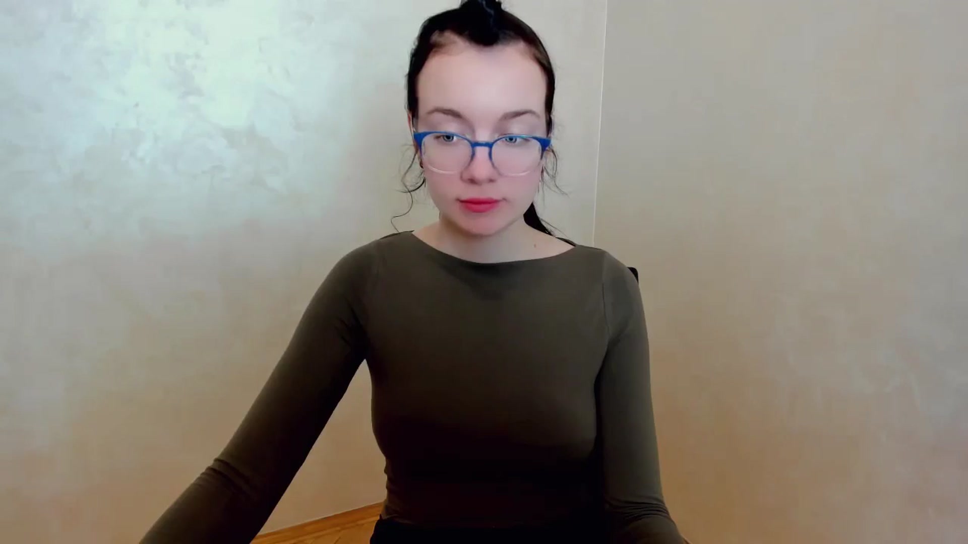 Gallery image thumbnail from Baby_Melania's myfreecams stream on, 03/29/2025, 19:38 image 13 of 20