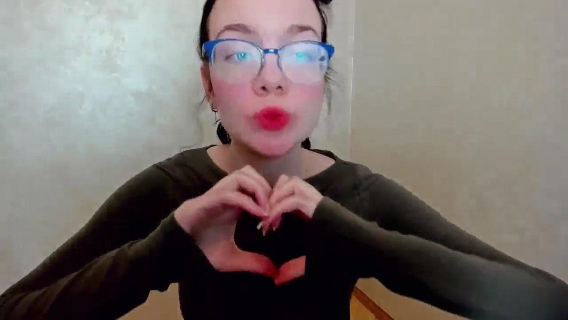 Gallery image thumbnail from Baby_Melania's myfreecams stream on, 03/29/2025, 21:31 image 11 of 20