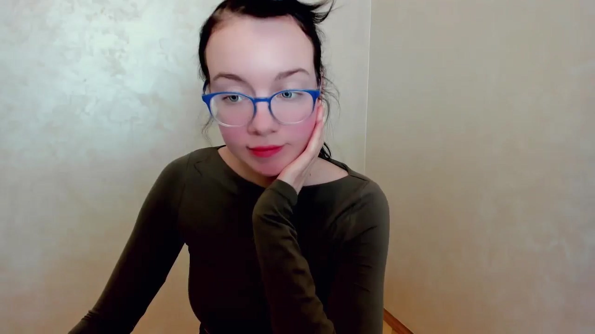 Gallery image thumbnail from Baby_Melania's myfreecams stream on, 03/29/2025, 21:31 image 17 of 20