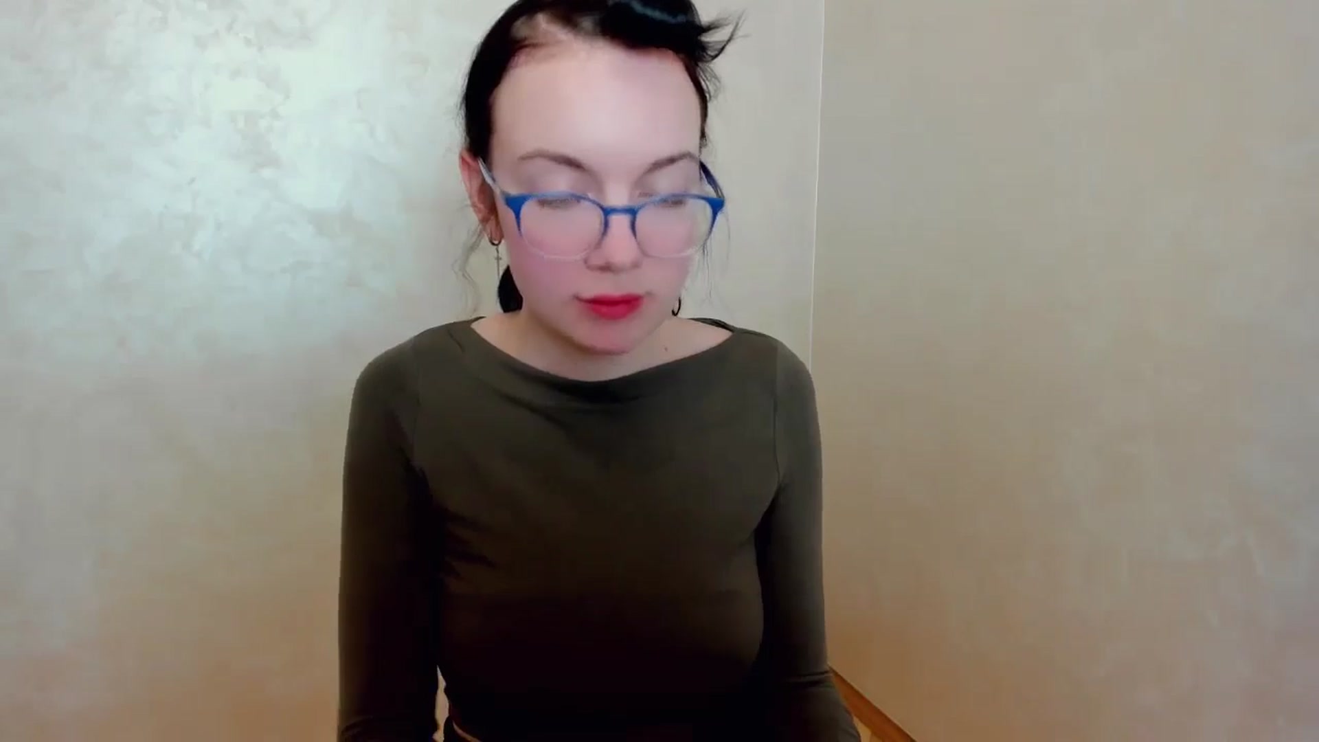 Gallery image thumbnail from Baby_Melania's myfreecams stream on, 03/29/2025, 21:31 image 16 of 20
