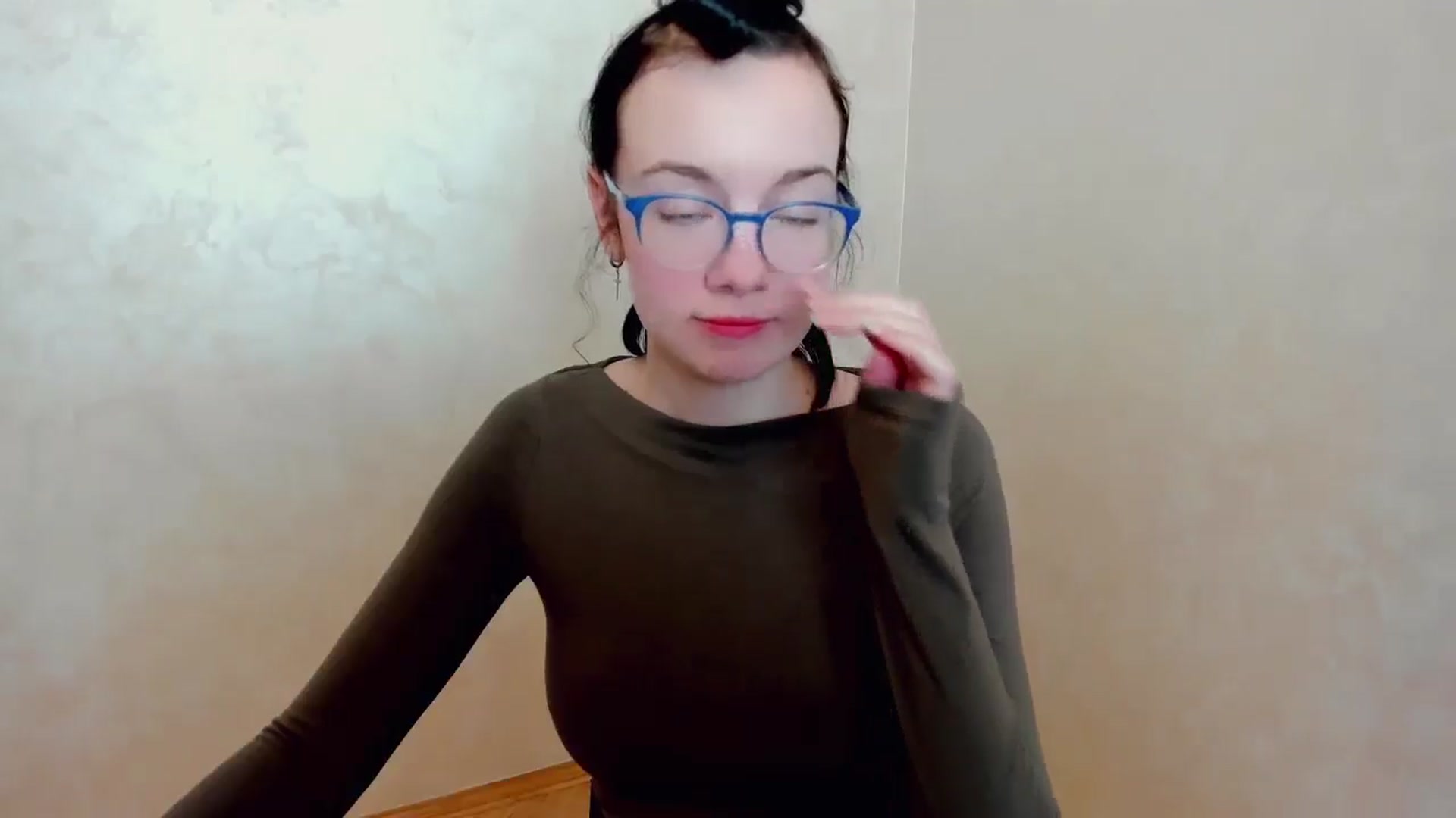 Gallery image thumbnail from Baby_Melania's myfreecams stream on, 03/29/2025, 22:39 image 19 of 20