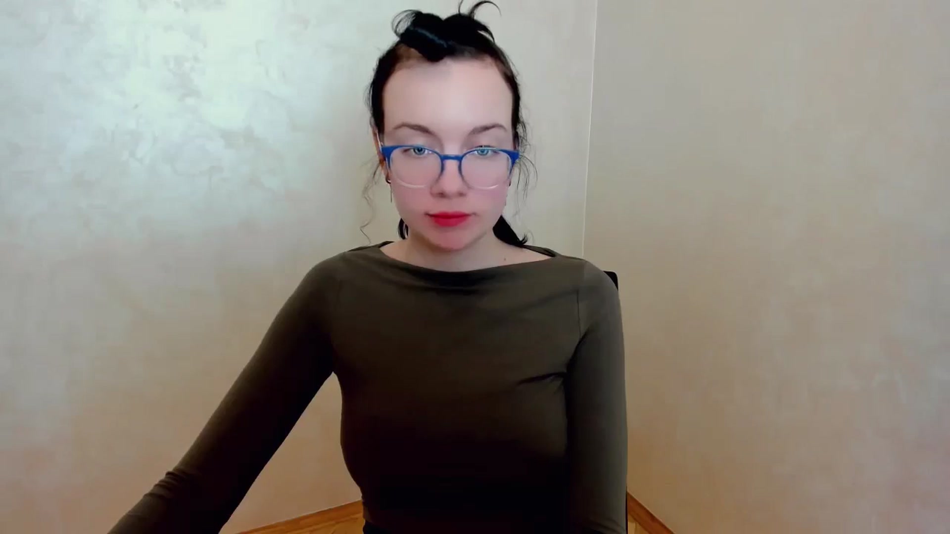 Gallery image thumbnail from Baby_Melania's myfreecams stream on, 03/29/2025, 22:39 image 17 of 20