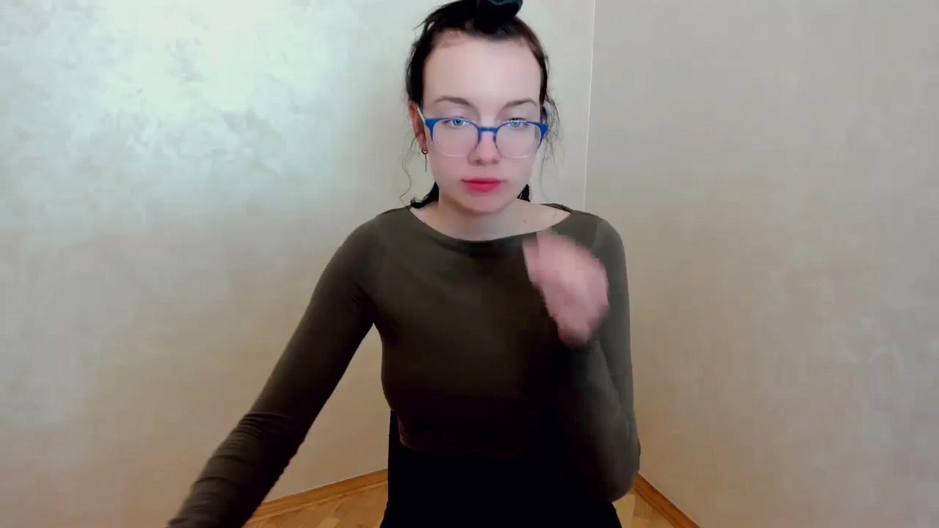Gallery image thumbnail from Baby_Melania's myfreecams stream on, 03/30/2025, 24:00 image 18 of 20