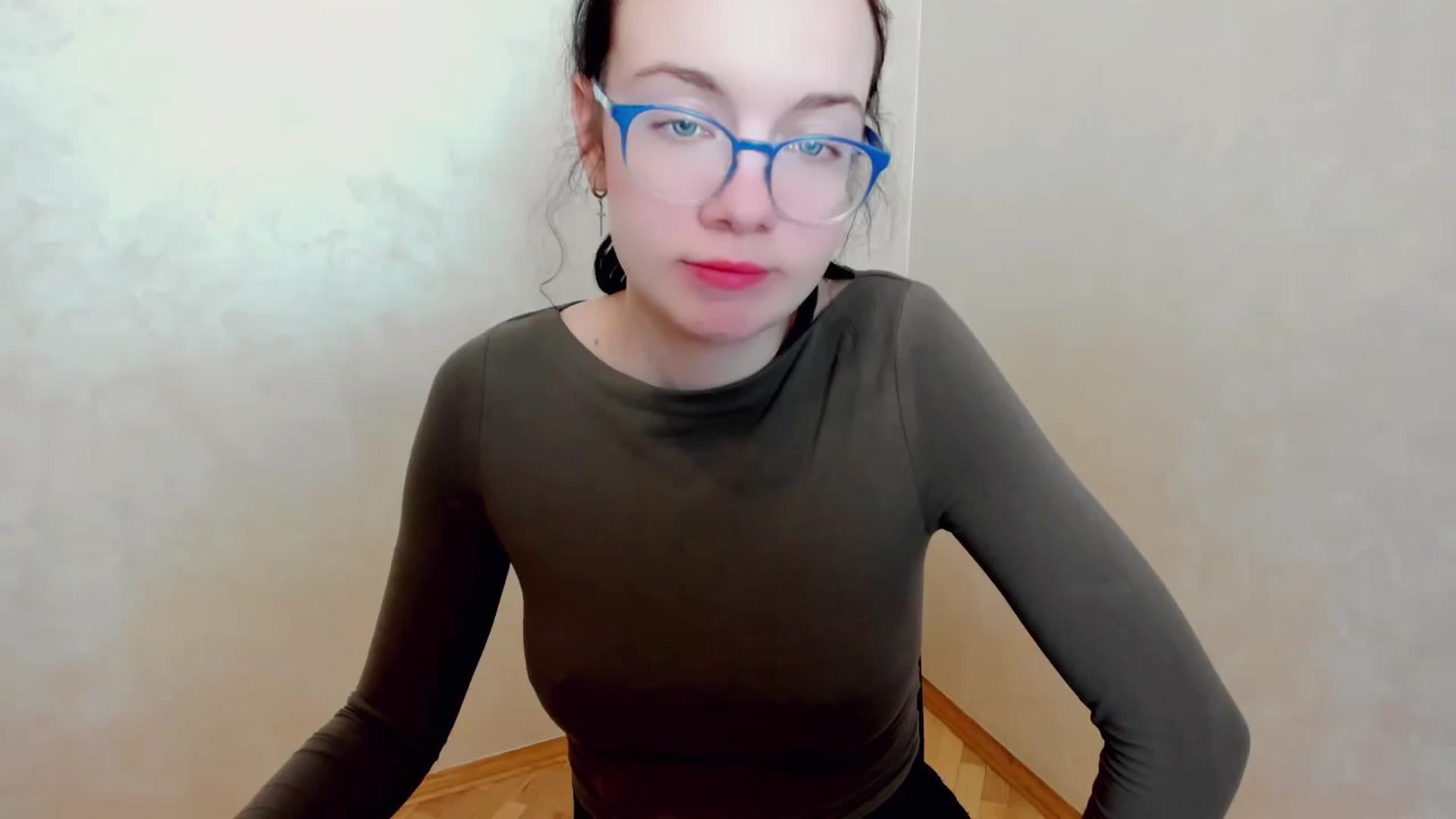 Gallery image thumbnail from Baby_Melania's myfreecams stream on, 03/30/2025, 24:00 image 15 of 20