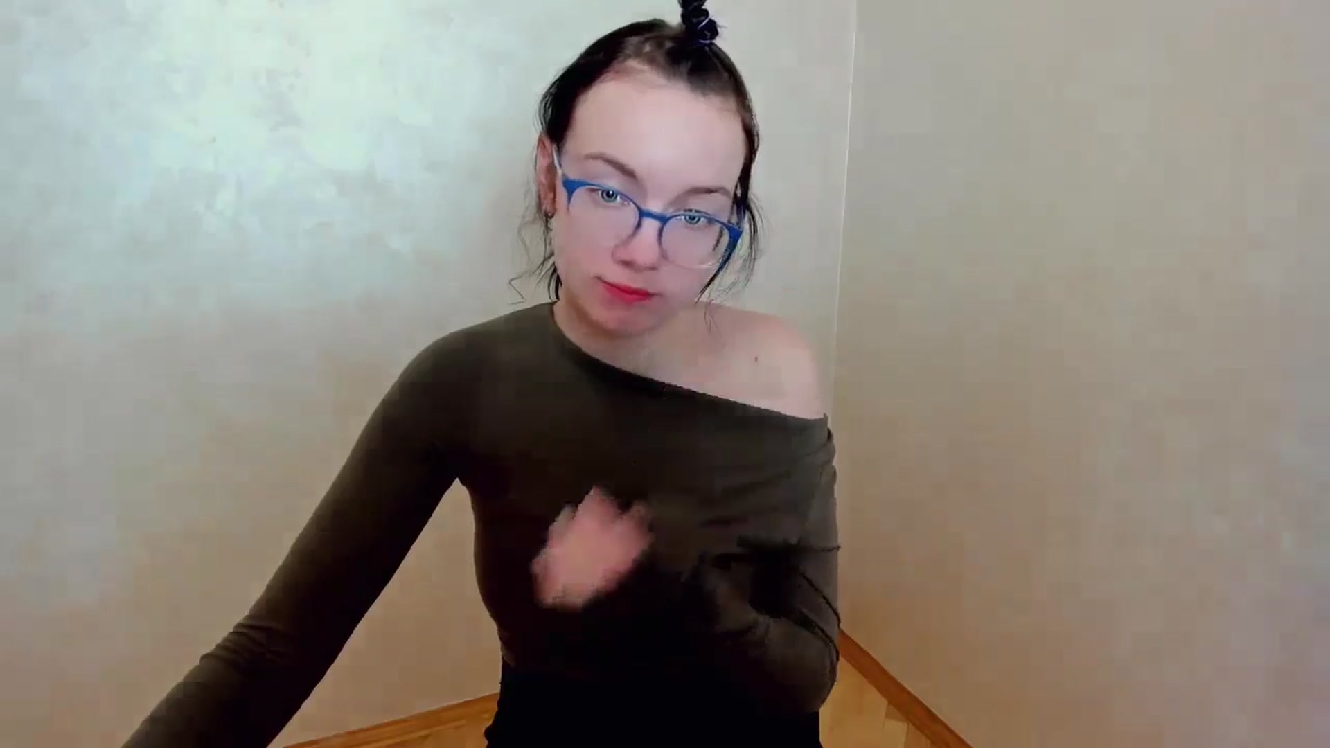 Gallery image thumbnail from Baby_Melania's myfreecams stream on, 03/30/2025, 02:44 image 10 of 20