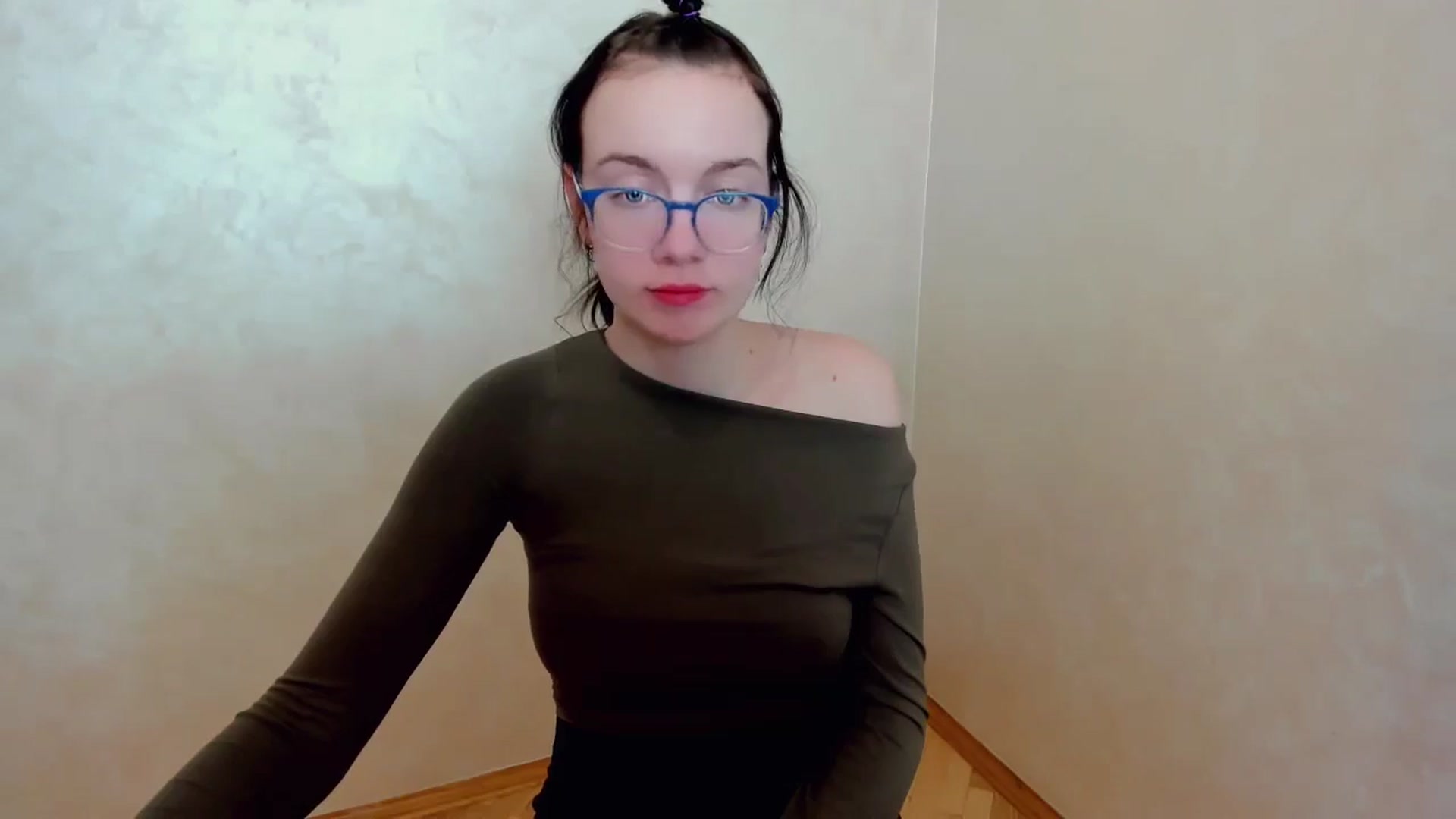 Gallery image thumbnail from Baby_Melania's myfreecams stream on, 03/30/2025, 02:44 image 11 of 20