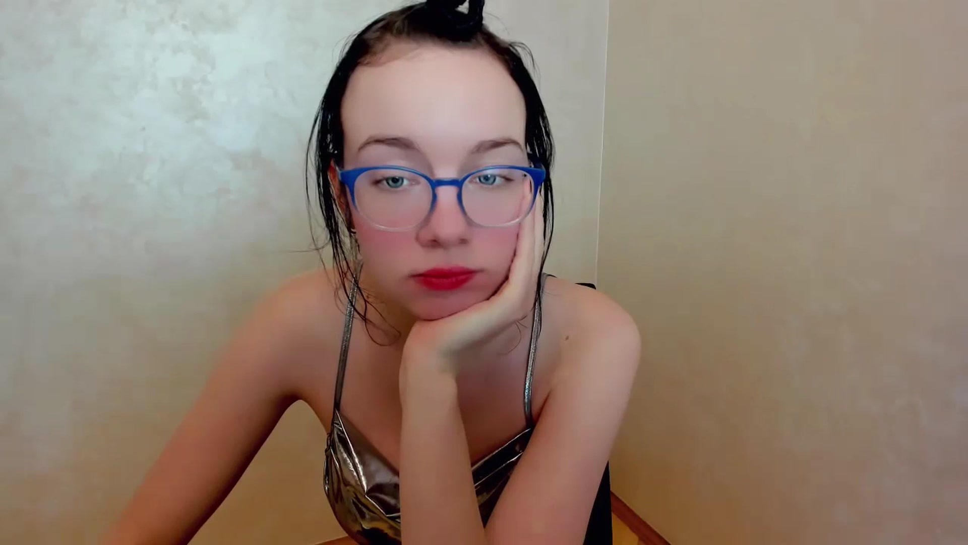 Gallery image thumbnail from Baby_Melania's myfreecams stream on, 03/31/2025, 19:44 image 17 of 20