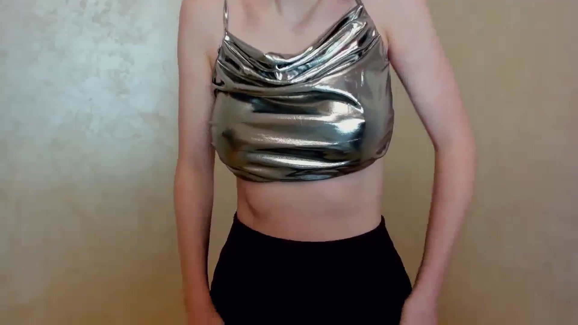 Gallery image thumbnail from Baby_Melania's myfreecams stream on, 04/01/2025, 24:14 image 17 of 20