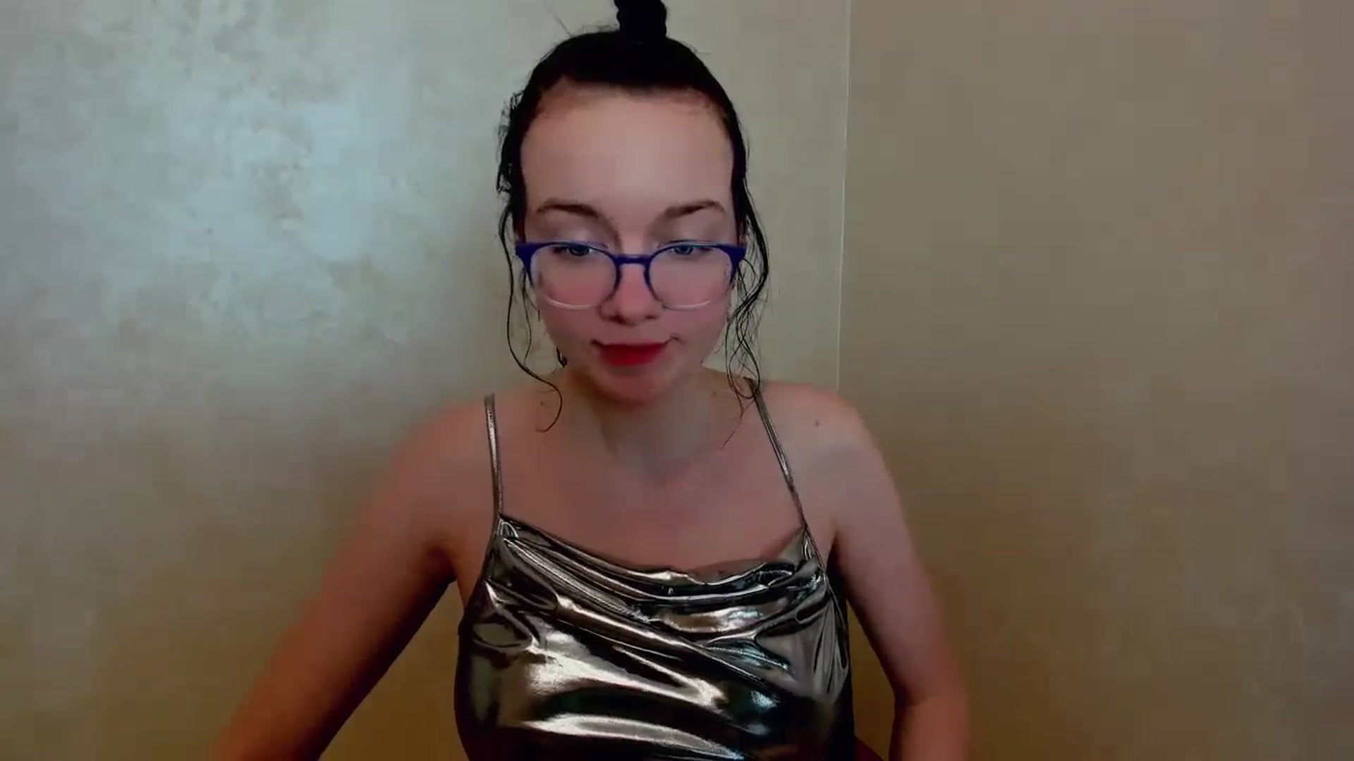 Gallery image thumbnail from Baby_Melania's myfreecams stream on, 04/01/2025, 24:14 image 14 of 20