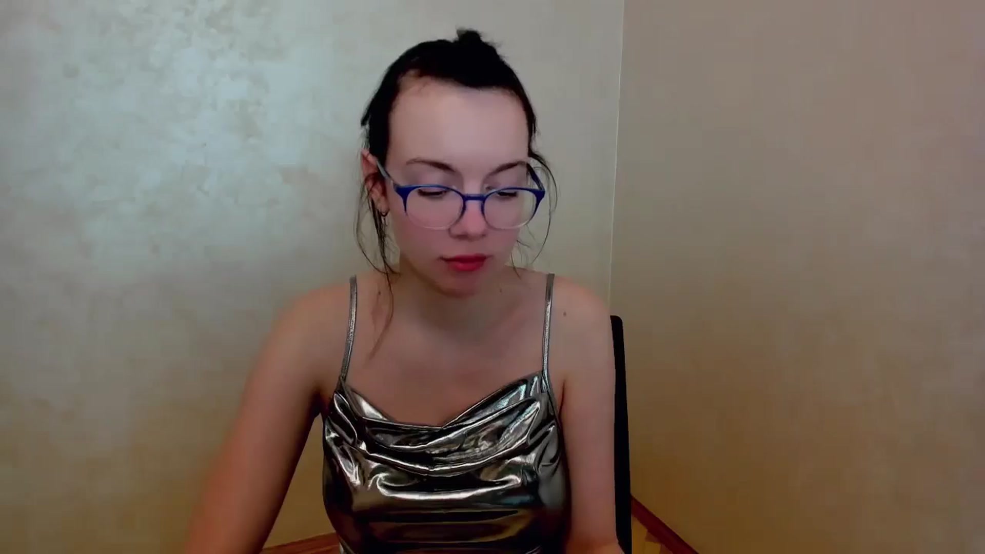 Gallery image thumbnail from Baby_Melania's myfreecams stream on, 04/03/2025, 19:54 image 14 of 20
