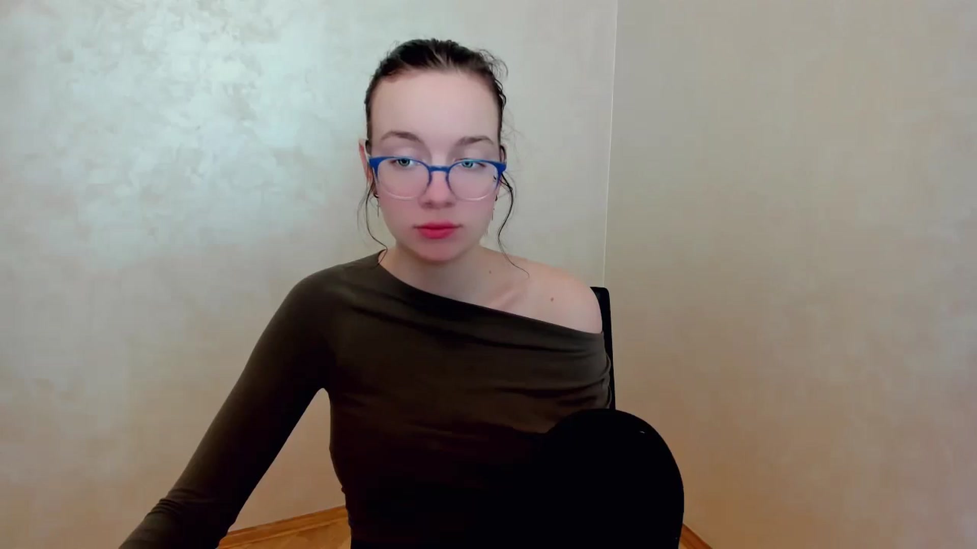 Gallery image thumbnail from Baby_Melania's myfreecams stream on, 04/04/2025, 19:39 image 20 of 20