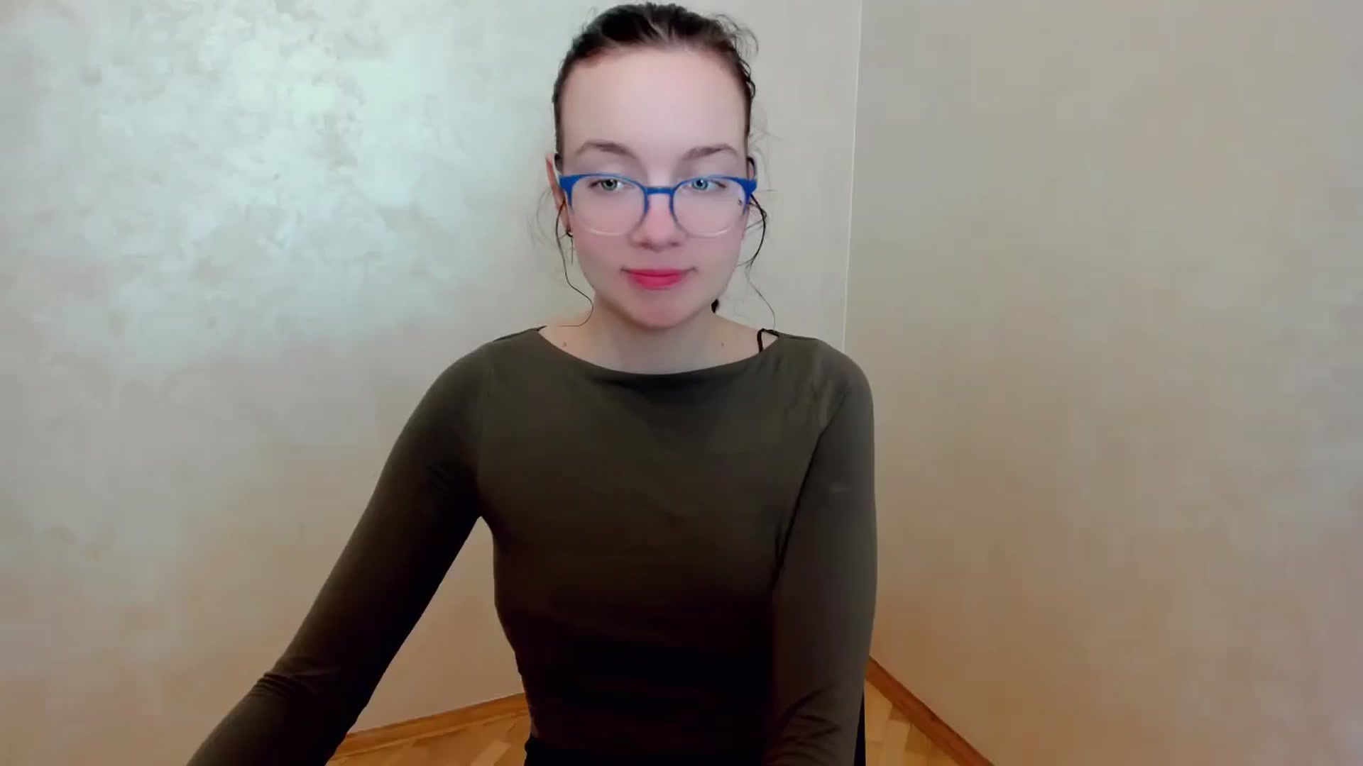 Gallery image thumbnail from Baby_Melania's myfreecams stream on, 04/04/2025, 19:39 image 1 of 20