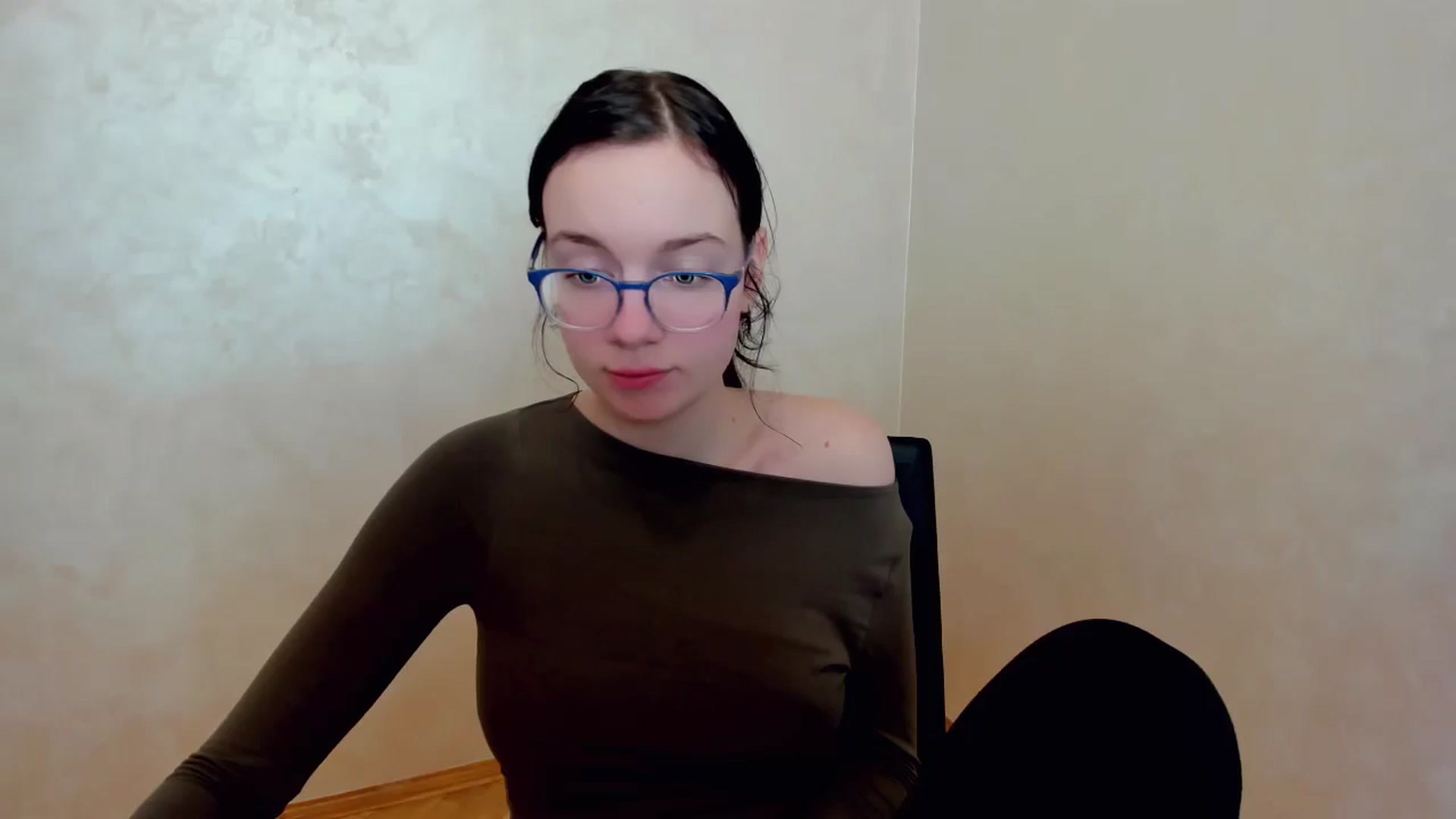 Gallery image thumbnail from Baby_Melania's myfreecams stream on, 04/04/2025, 20:49 image 5 of 20